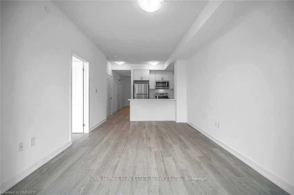 460 Dundas Street E, #901