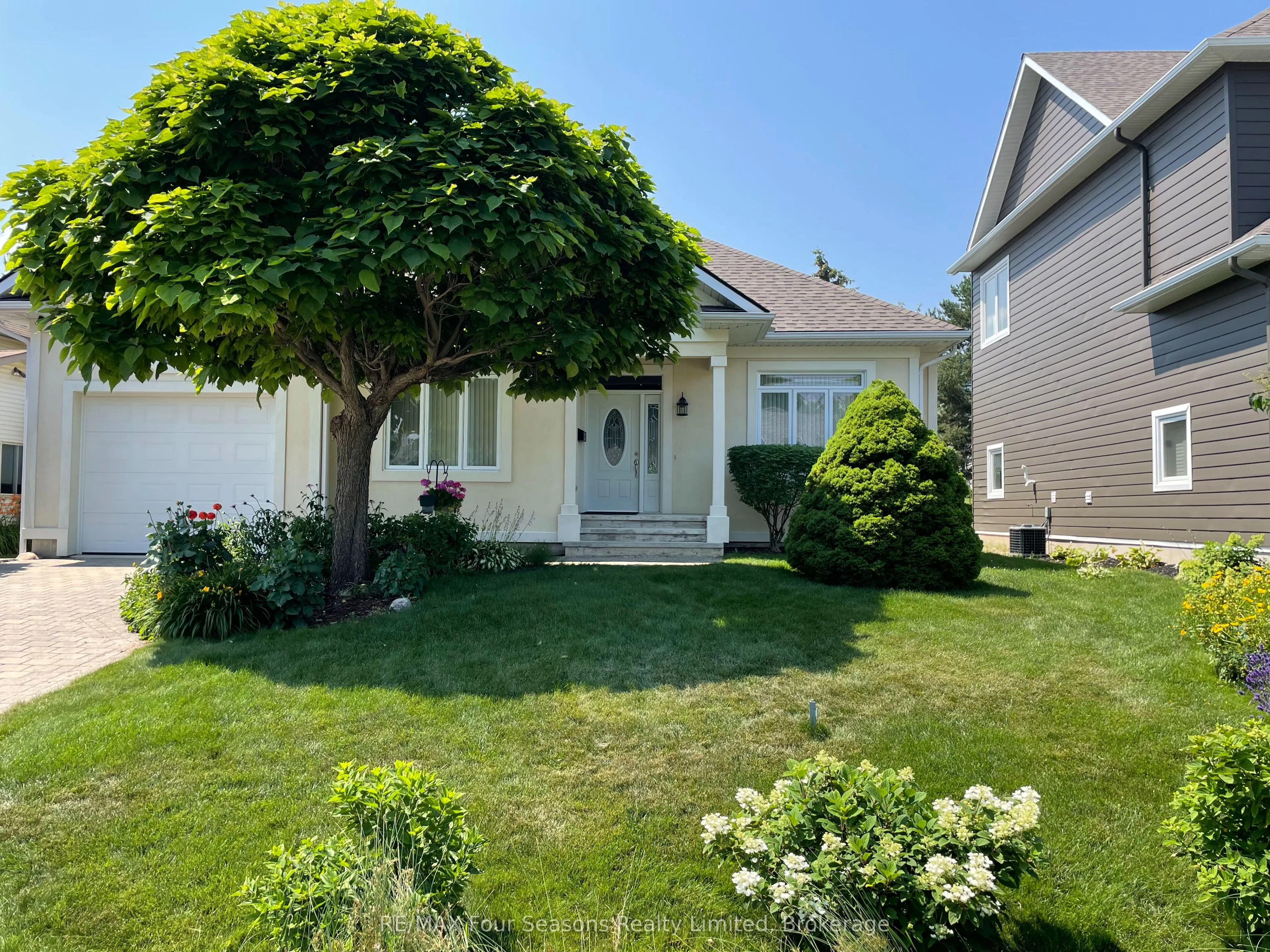 150 Brooker Boulevard