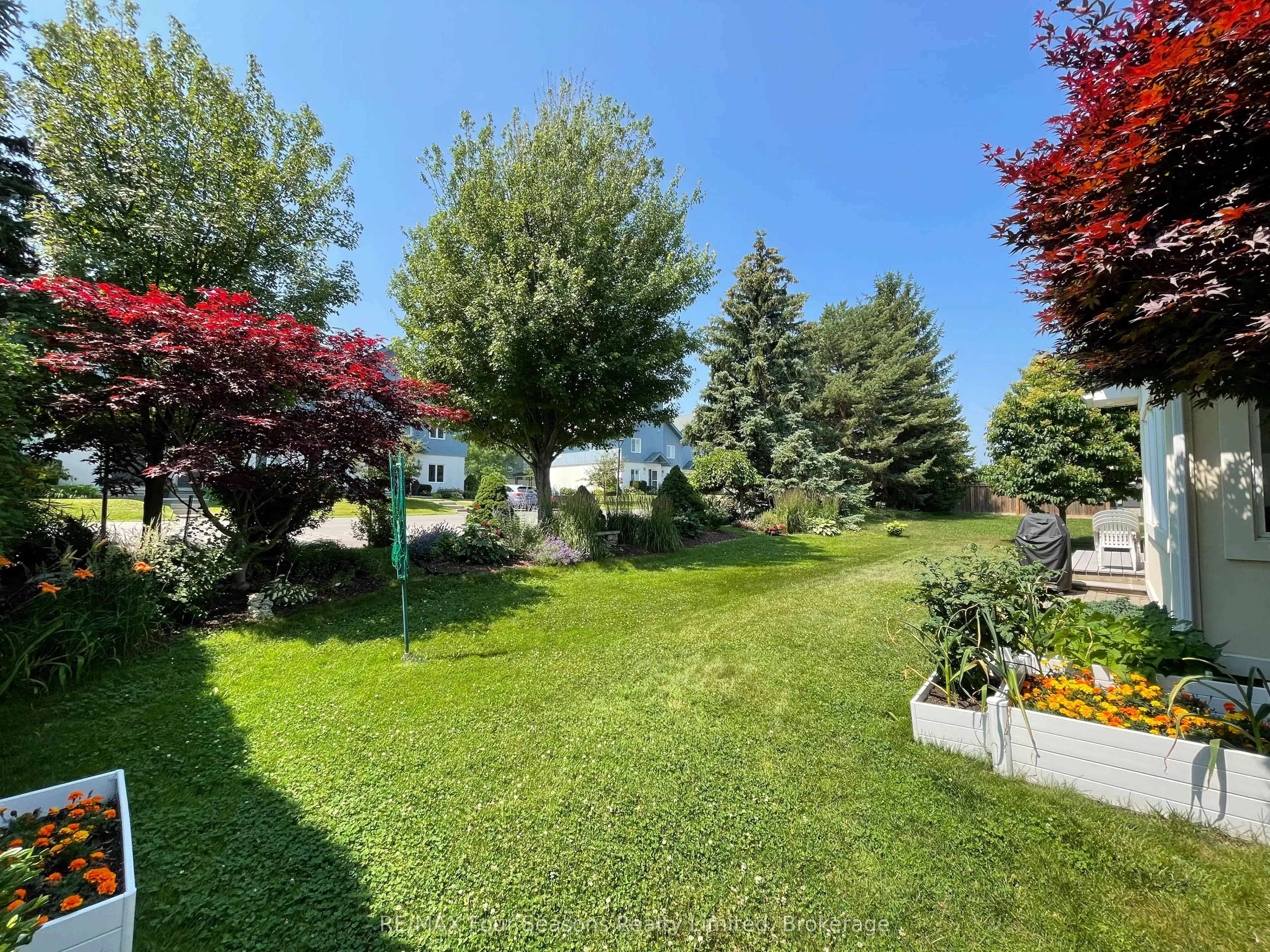 150 Brooker Boulevard
