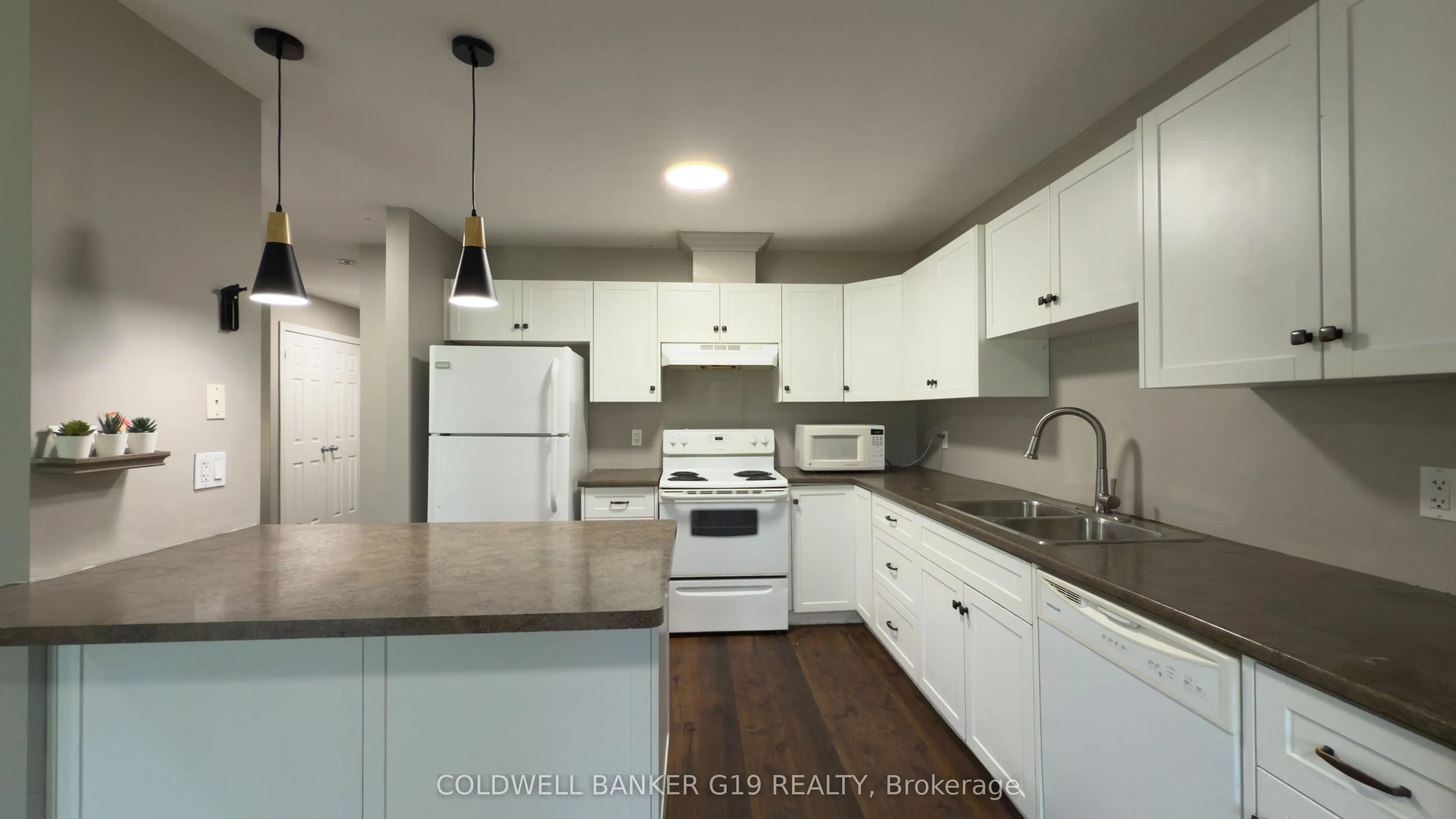 595 First Avenue