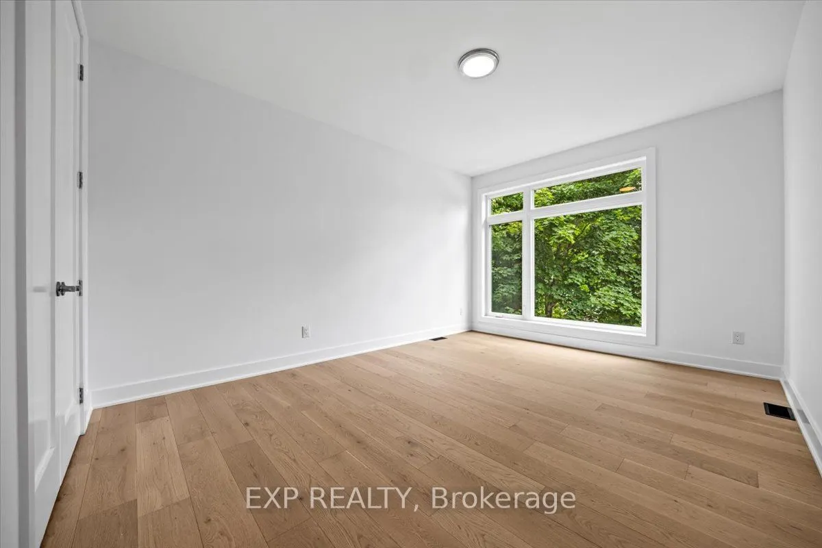 43 St Claire Avenue