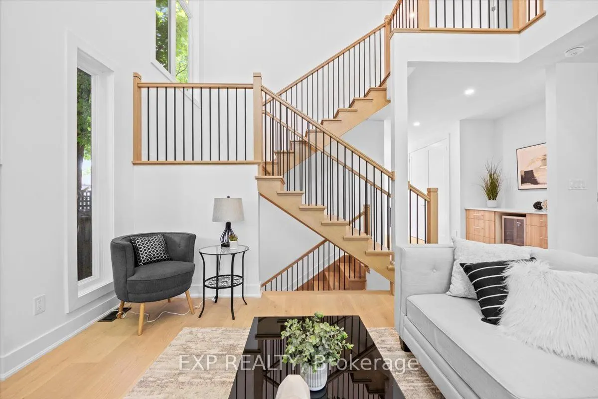 43 St Claire Avenue