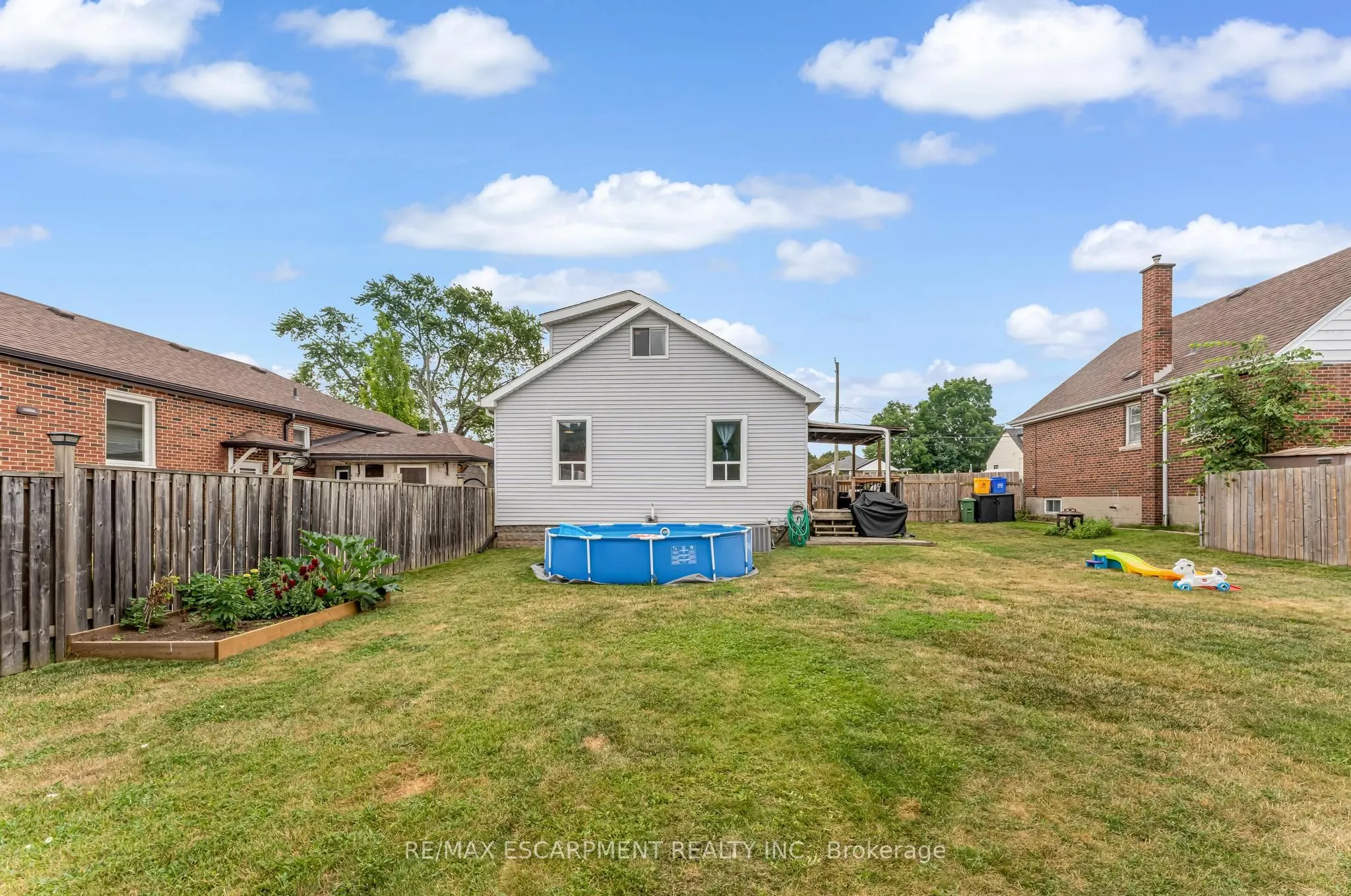 588 Cochrane Road