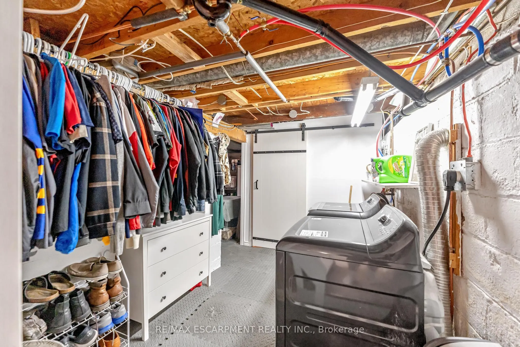 588 Cochrane Road