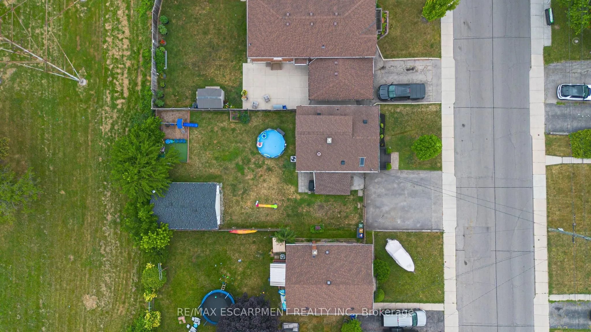 588 Cochrane Road