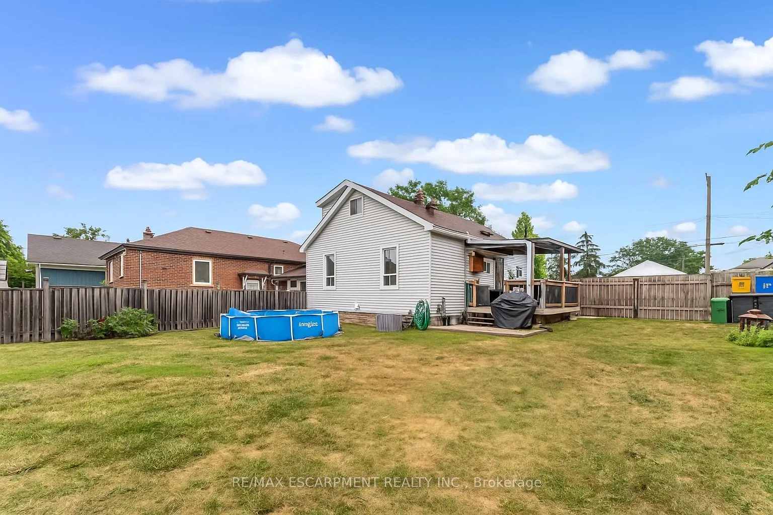 588 Cochrane Road