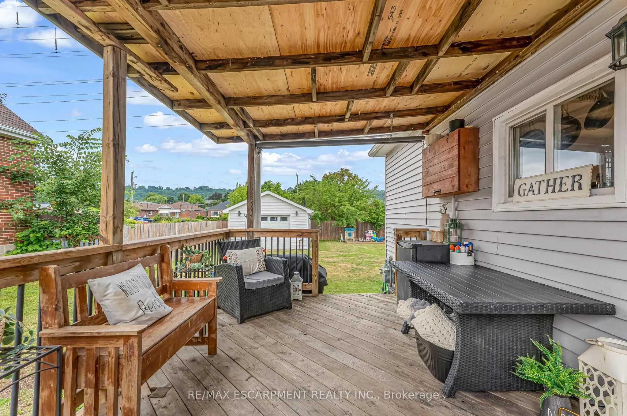 588 Cochrane Road