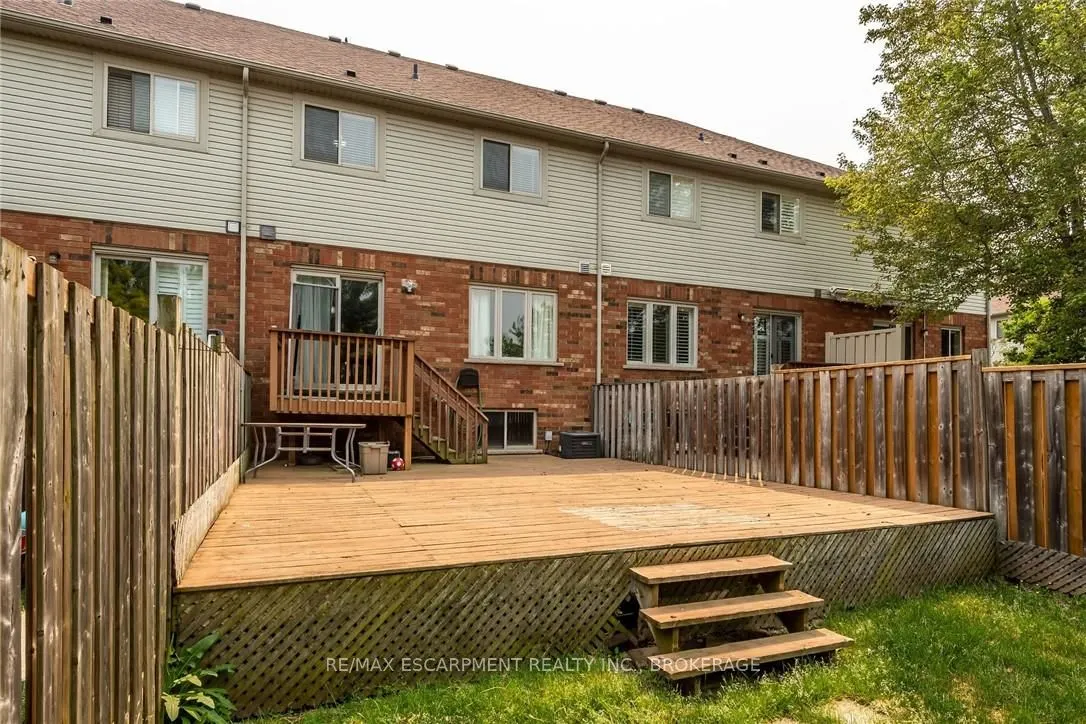 34 Elderberry Avenue