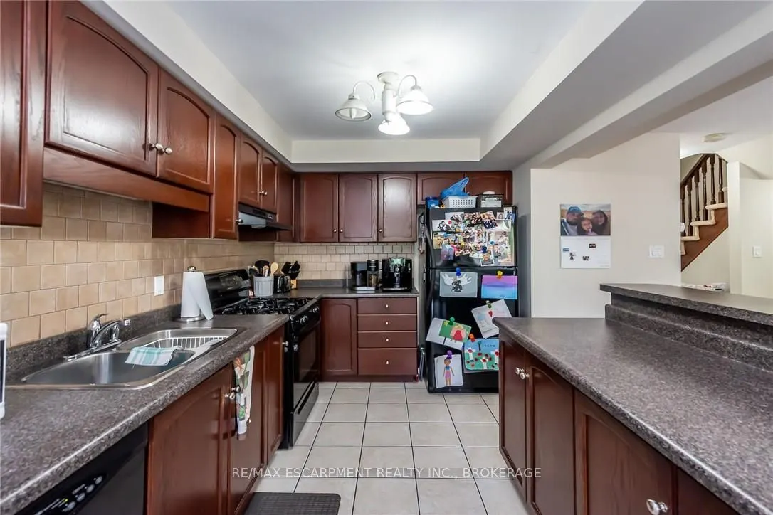 34 Elderberry Avenue