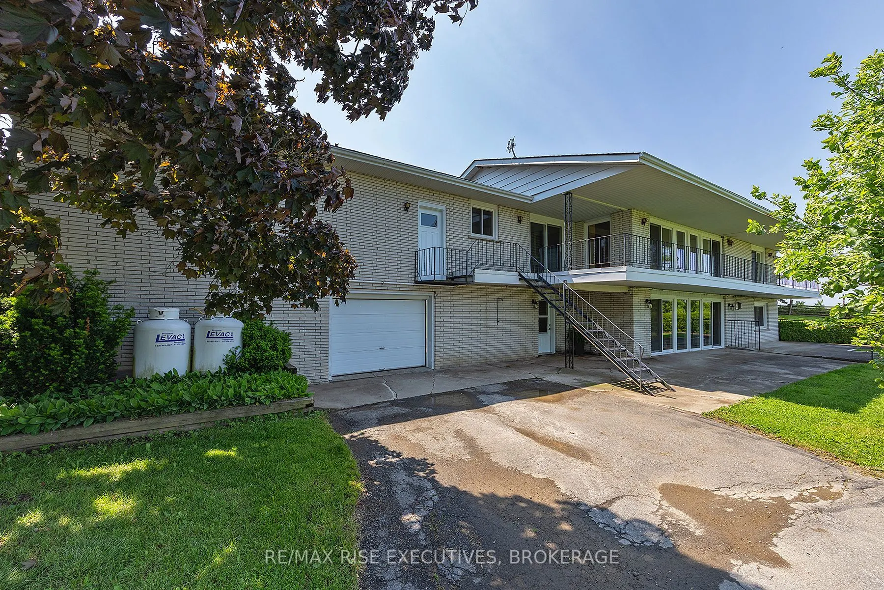 1128 Townline Road