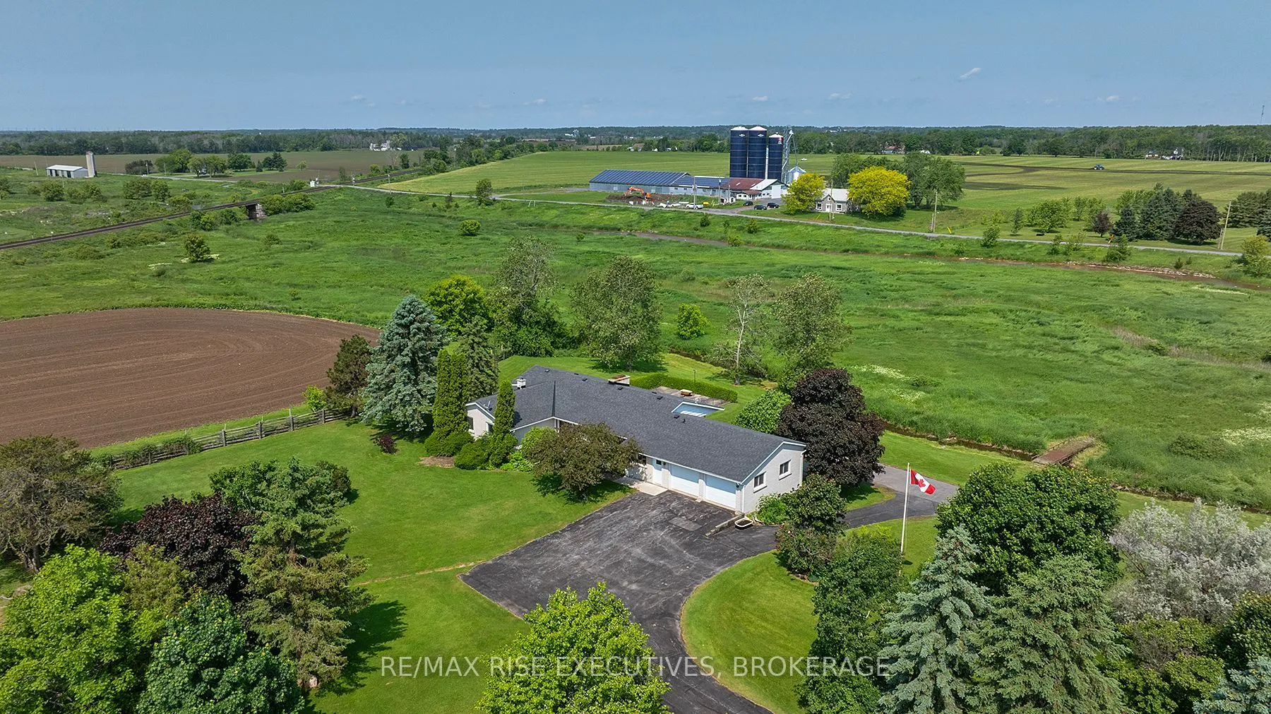 1128 Townline Road