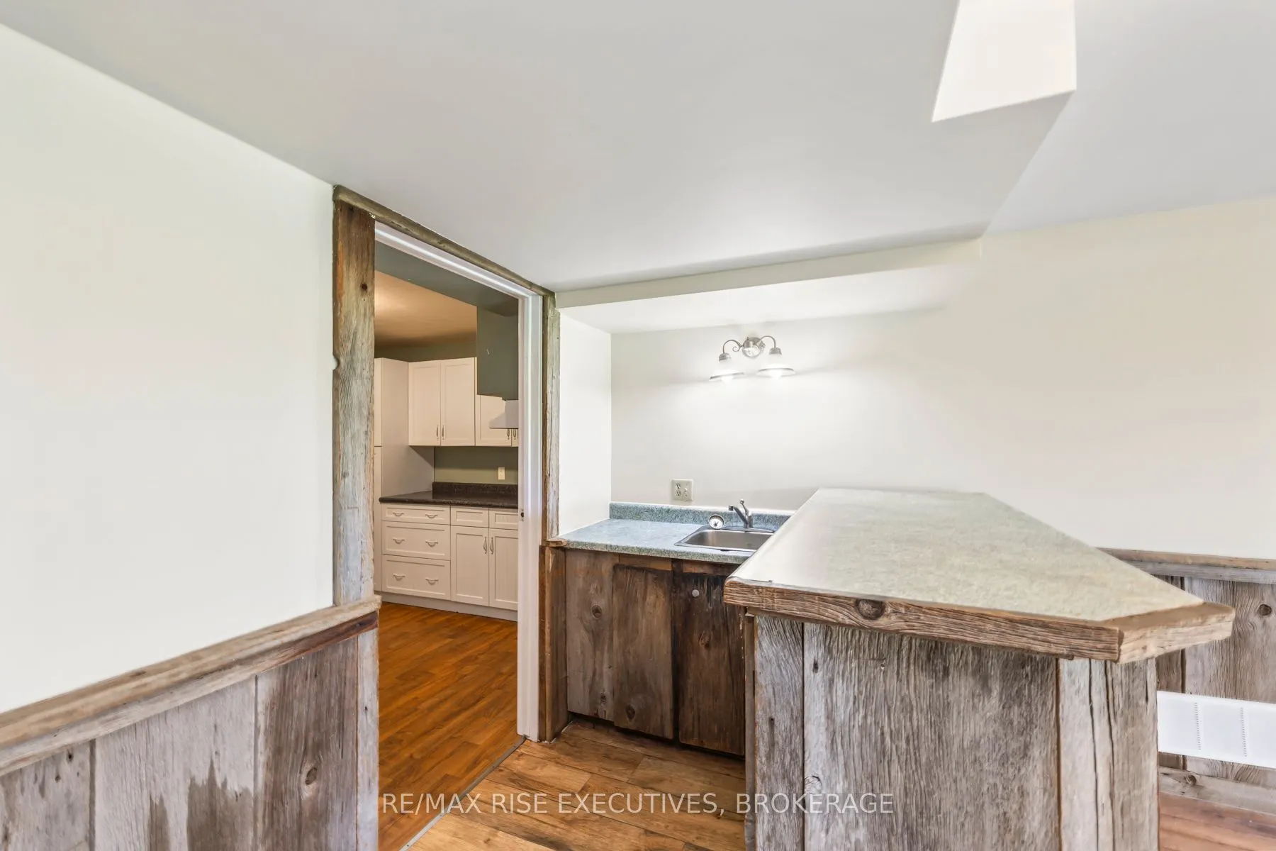 1128 Townline Road