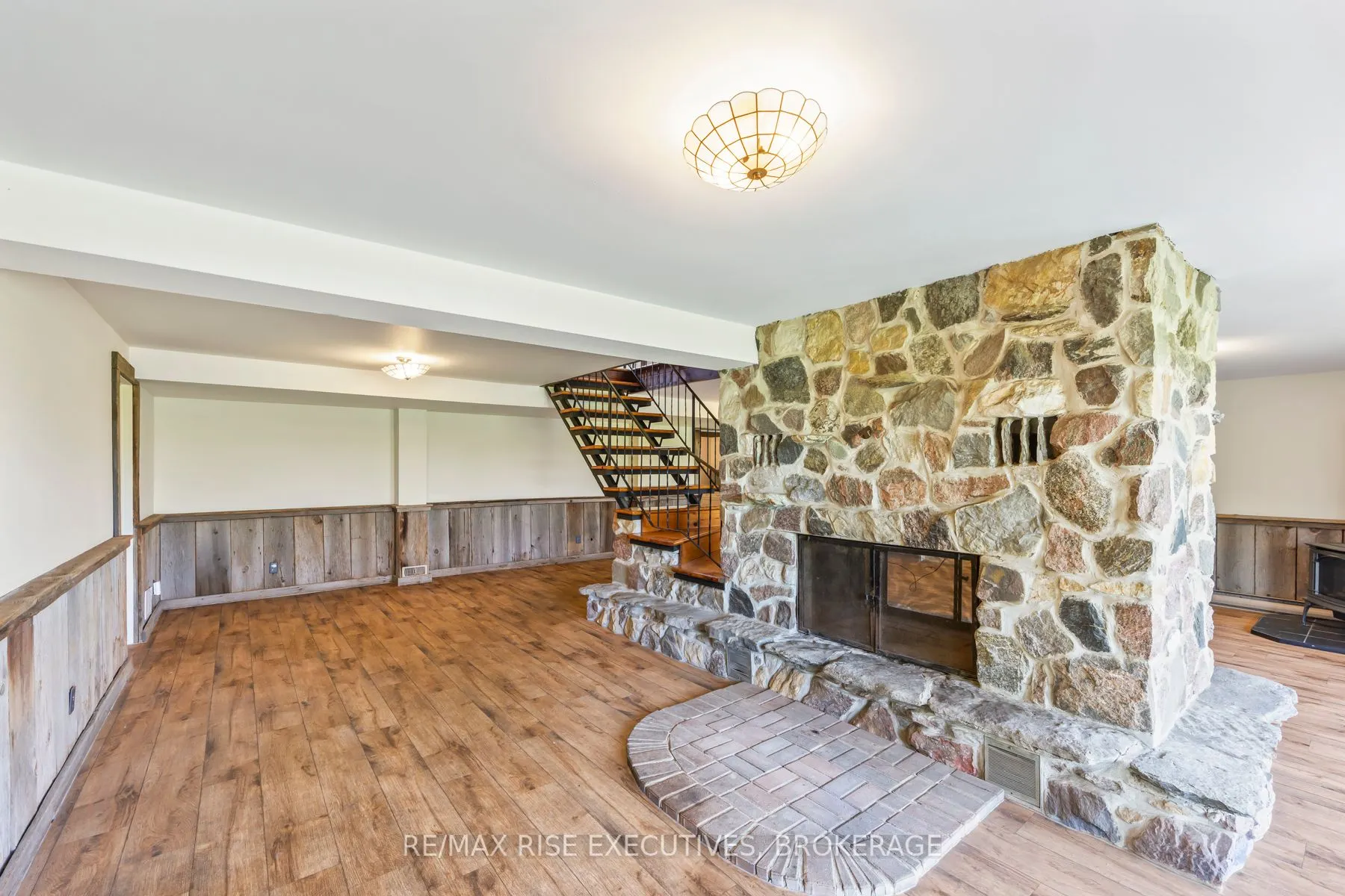 1128 Townline Road
