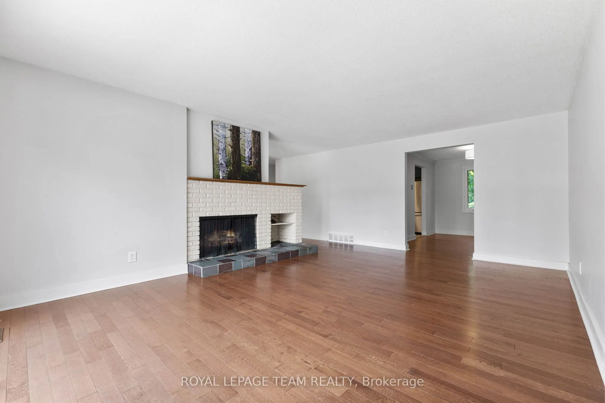 29 Ashgrove Crescent
