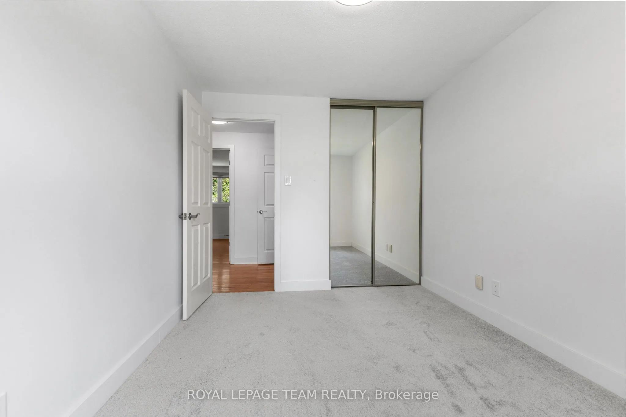 29 Ashgrove Crescent