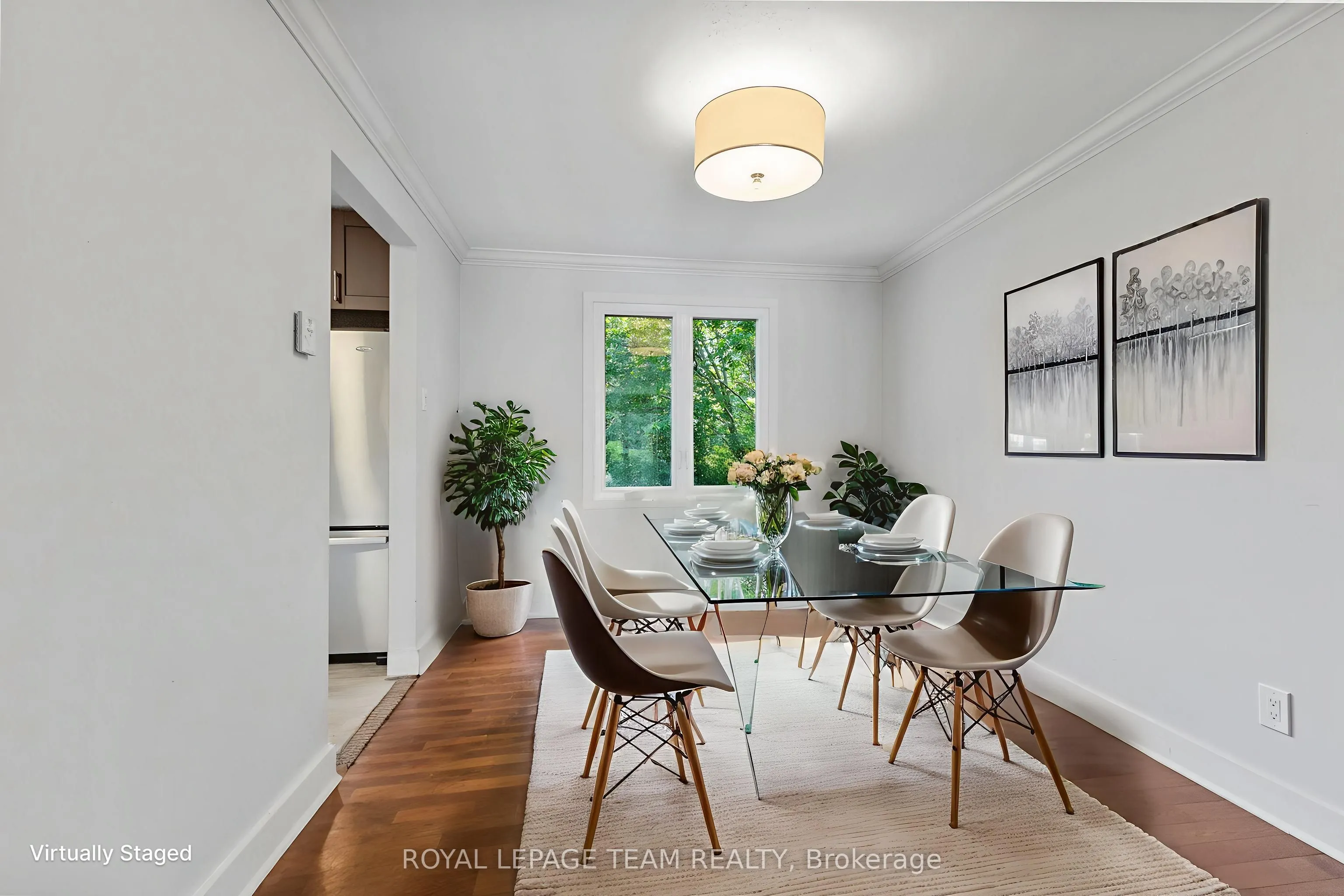 29 Ashgrove Crescent