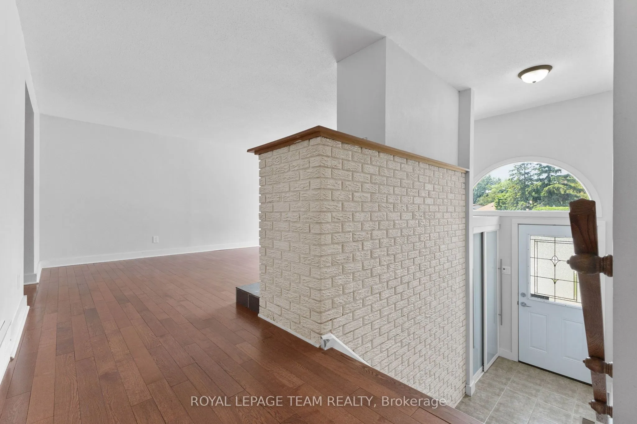 29 Ashgrove Crescent