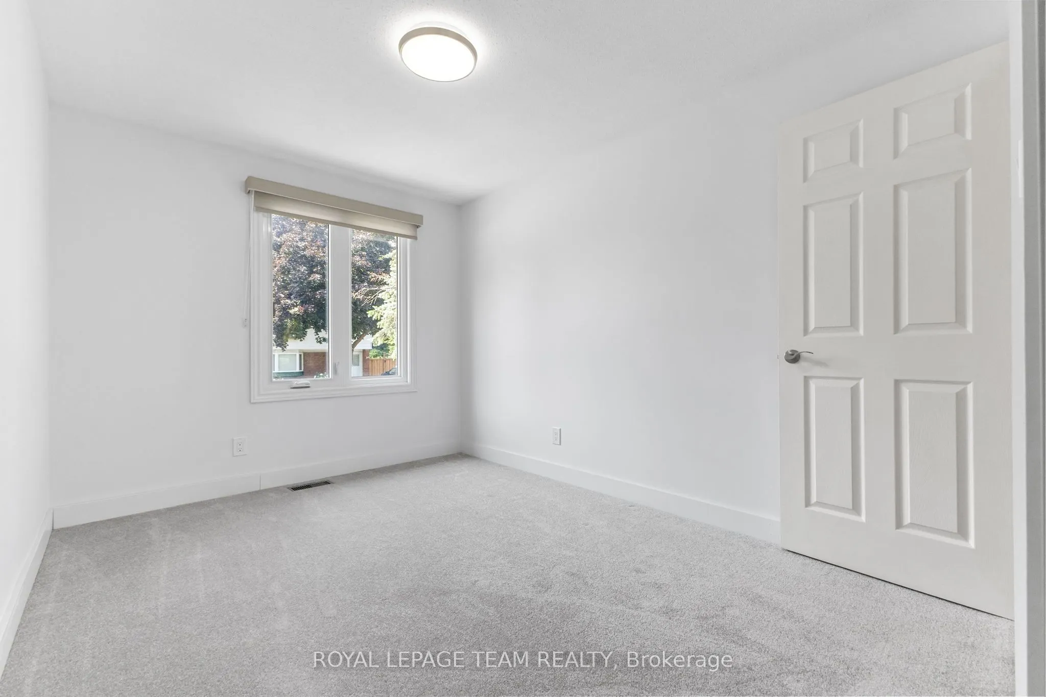 29 Ashgrove Crescent
