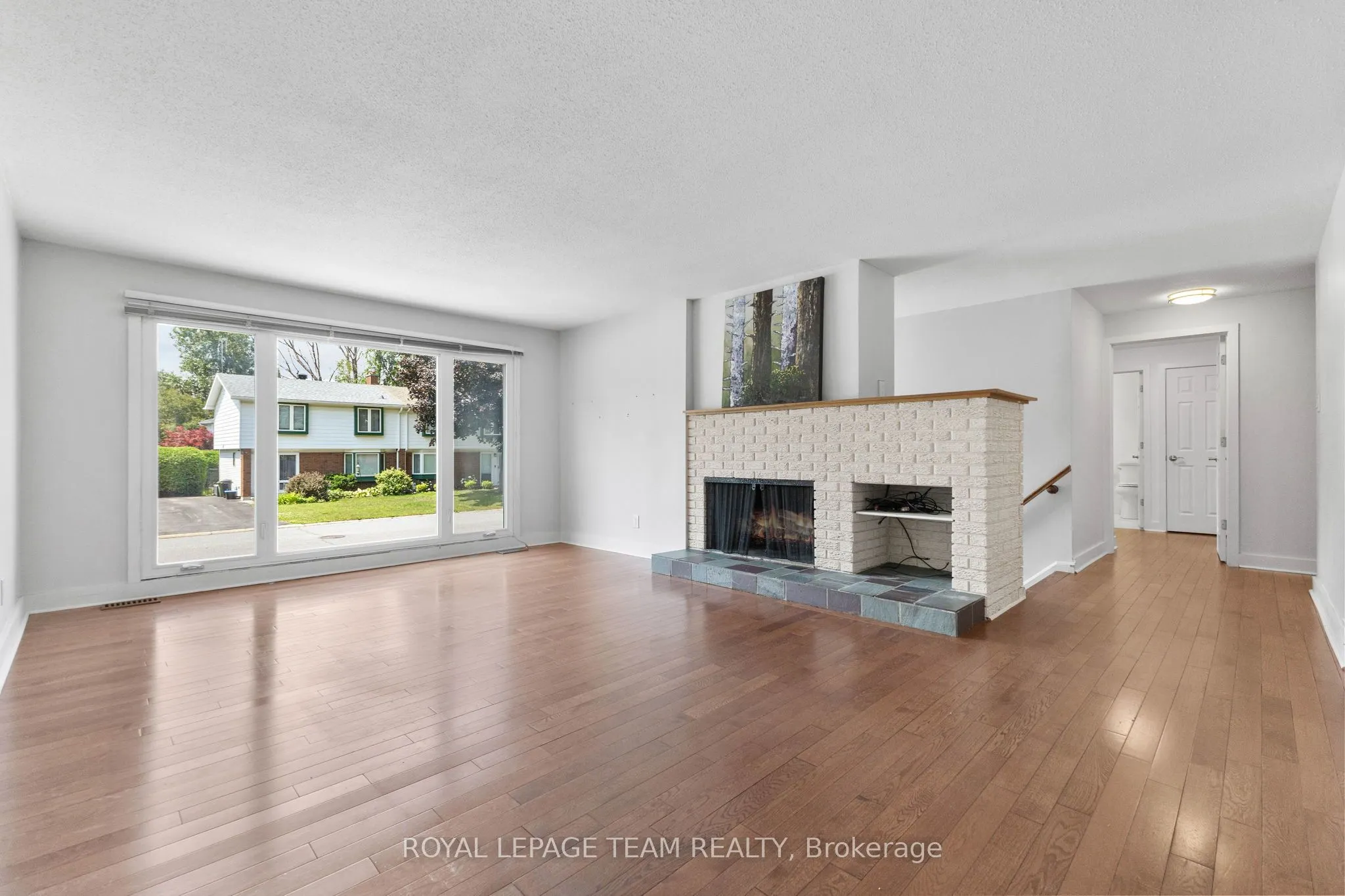 29 Ashgrove Crescent