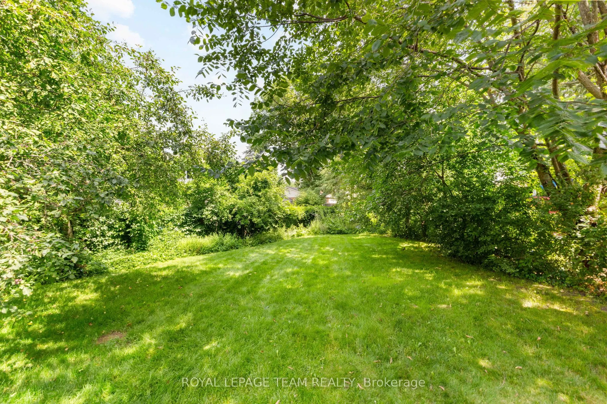 29 Ashgrove Crescent