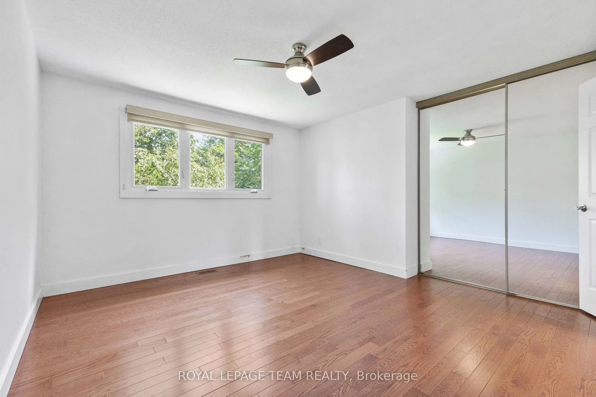 29 Ashgrove Crescent