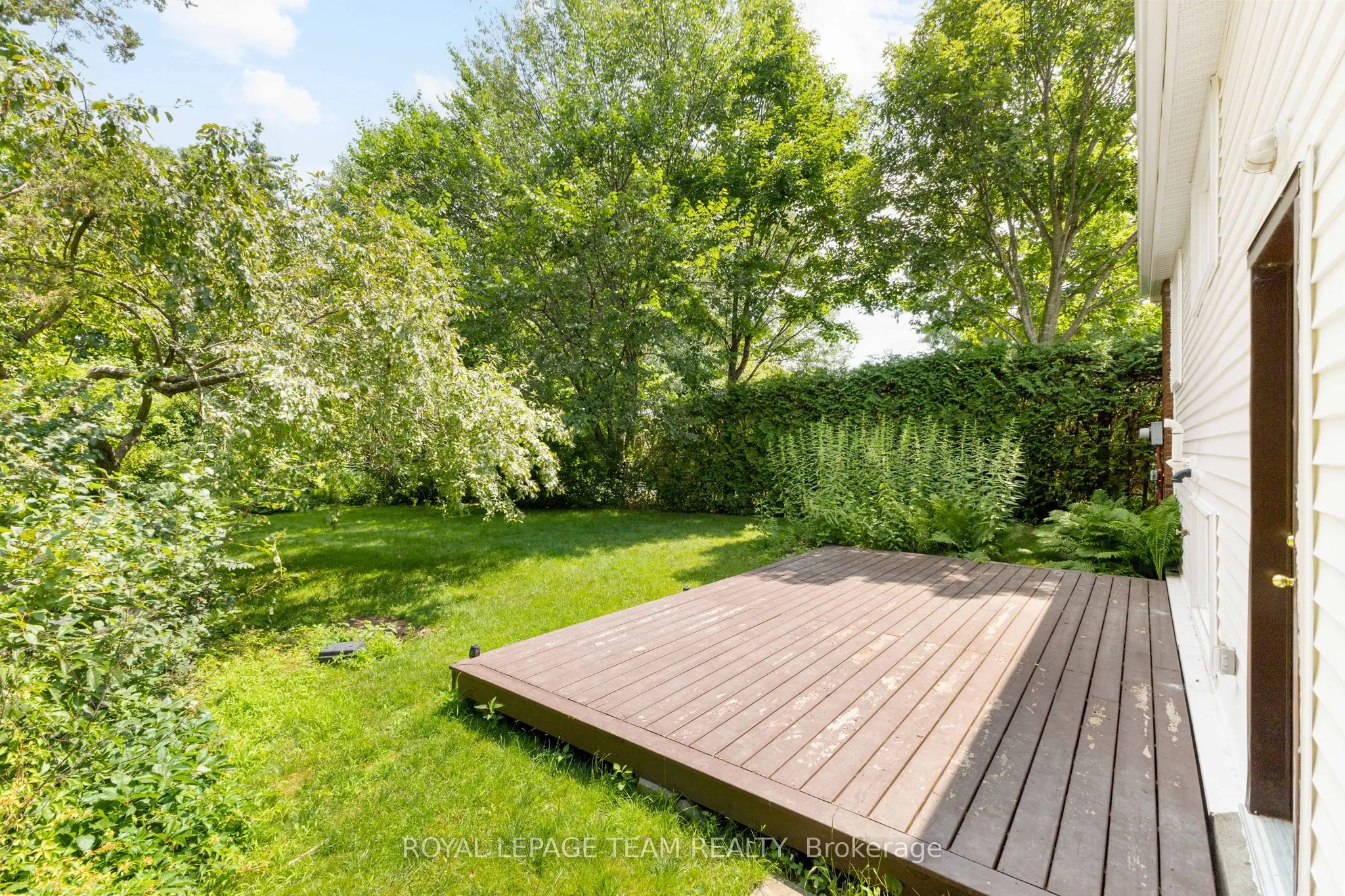 29 Ashgrove Crescent