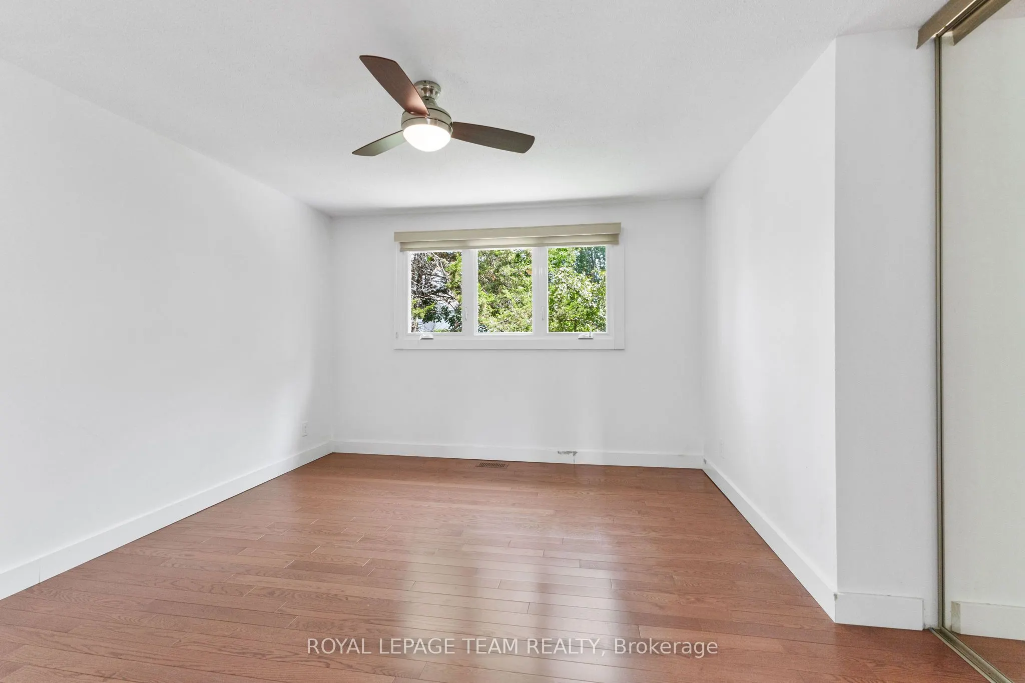 29 Ashgrove Crescent