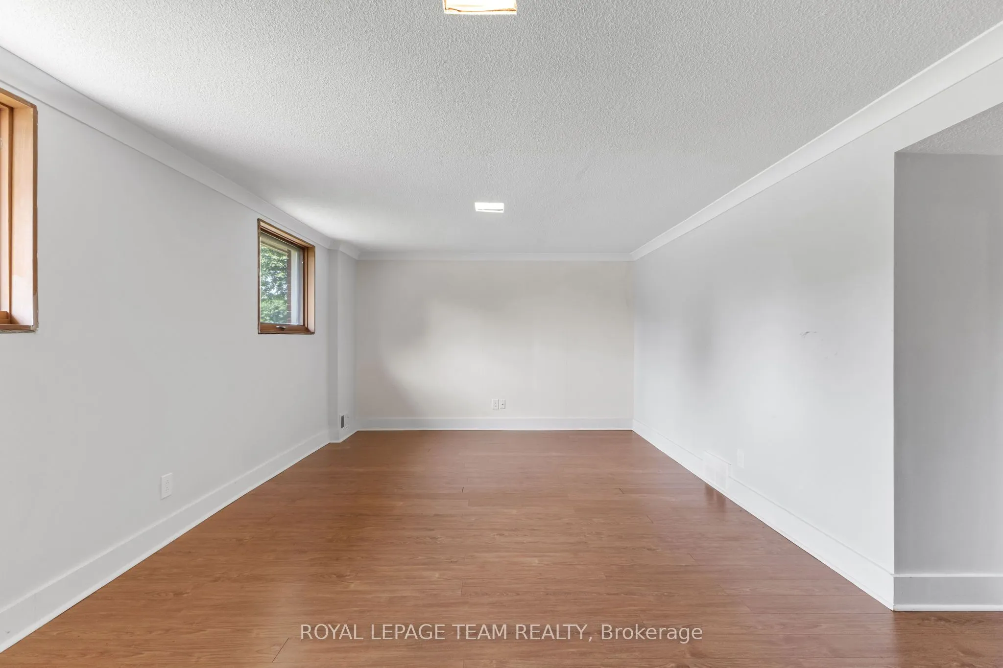 29 Ashgrove Crescent
