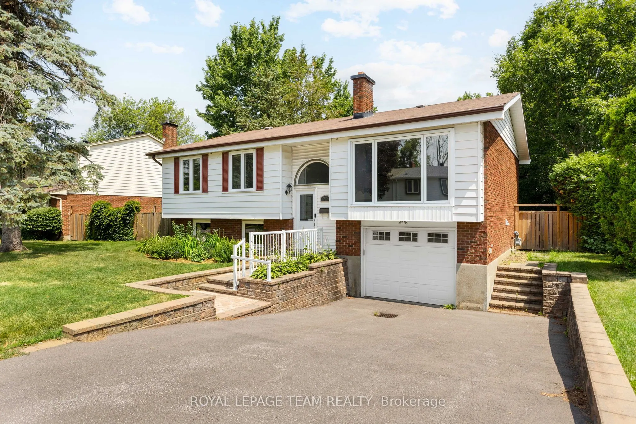 29 Ashgrove Crescent