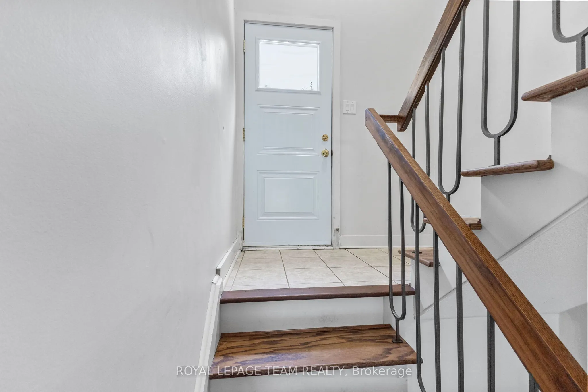 29 Ashgrove Crescent