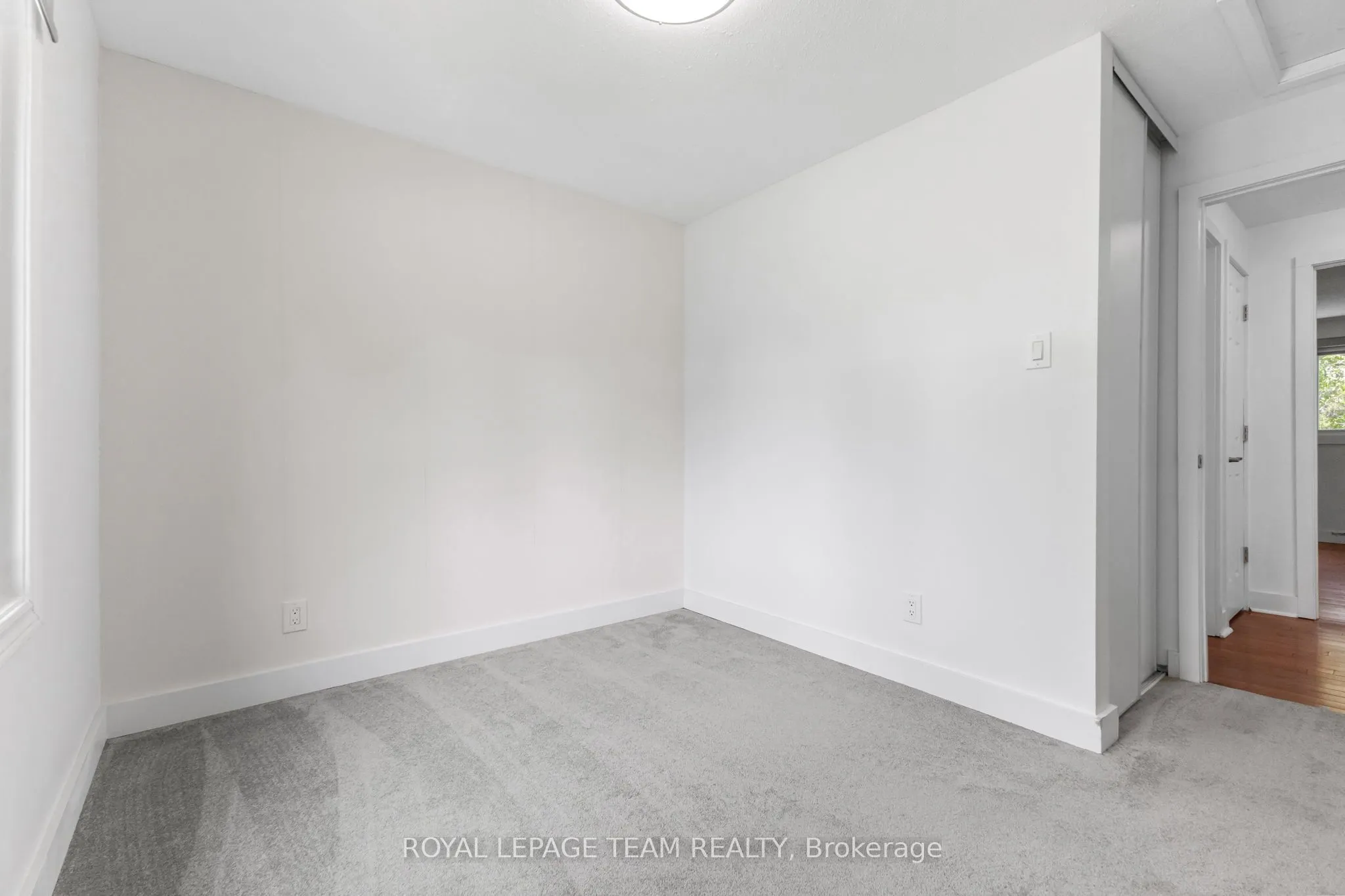 29 Ashgrove Crescent