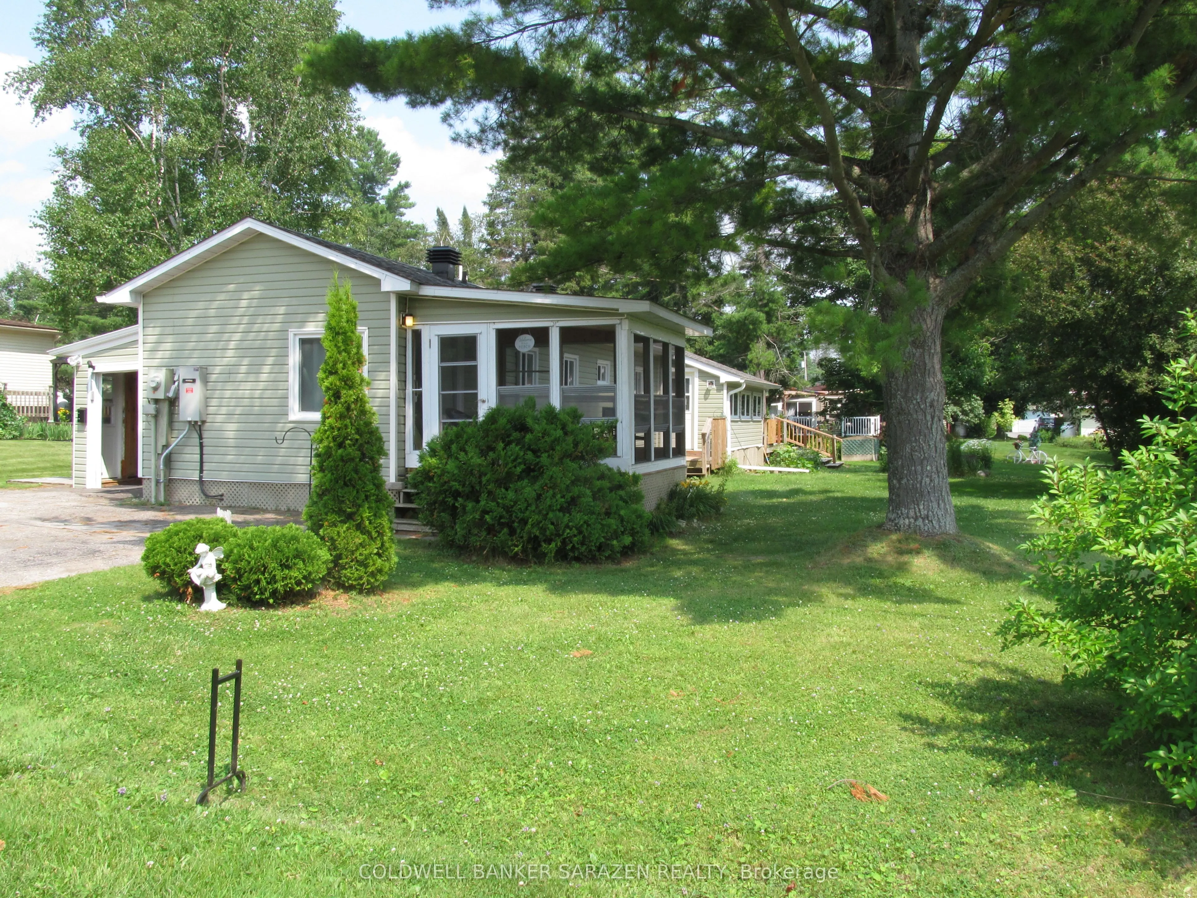 31 Lakefront Lane
