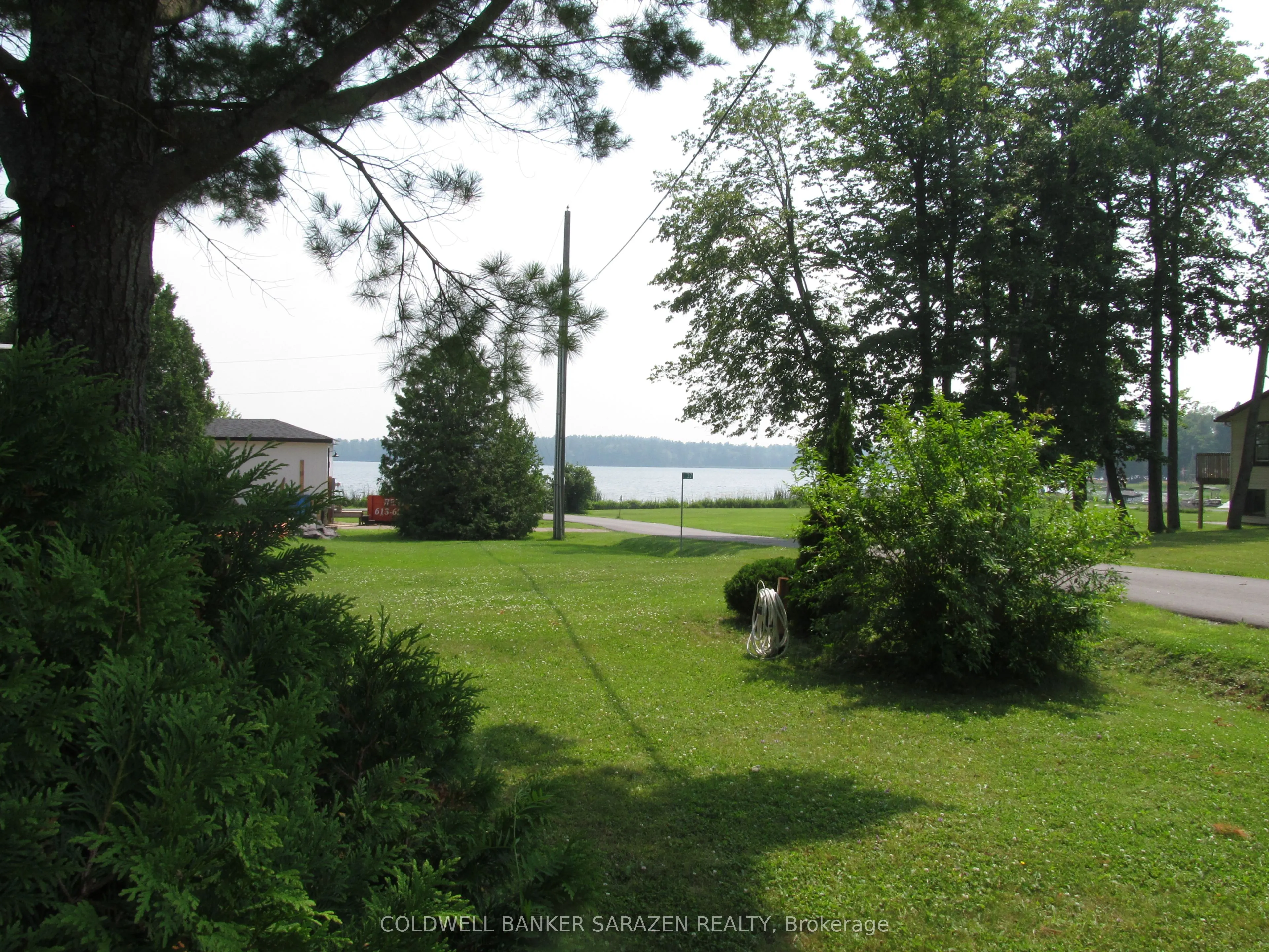 31 Lakefront Lane