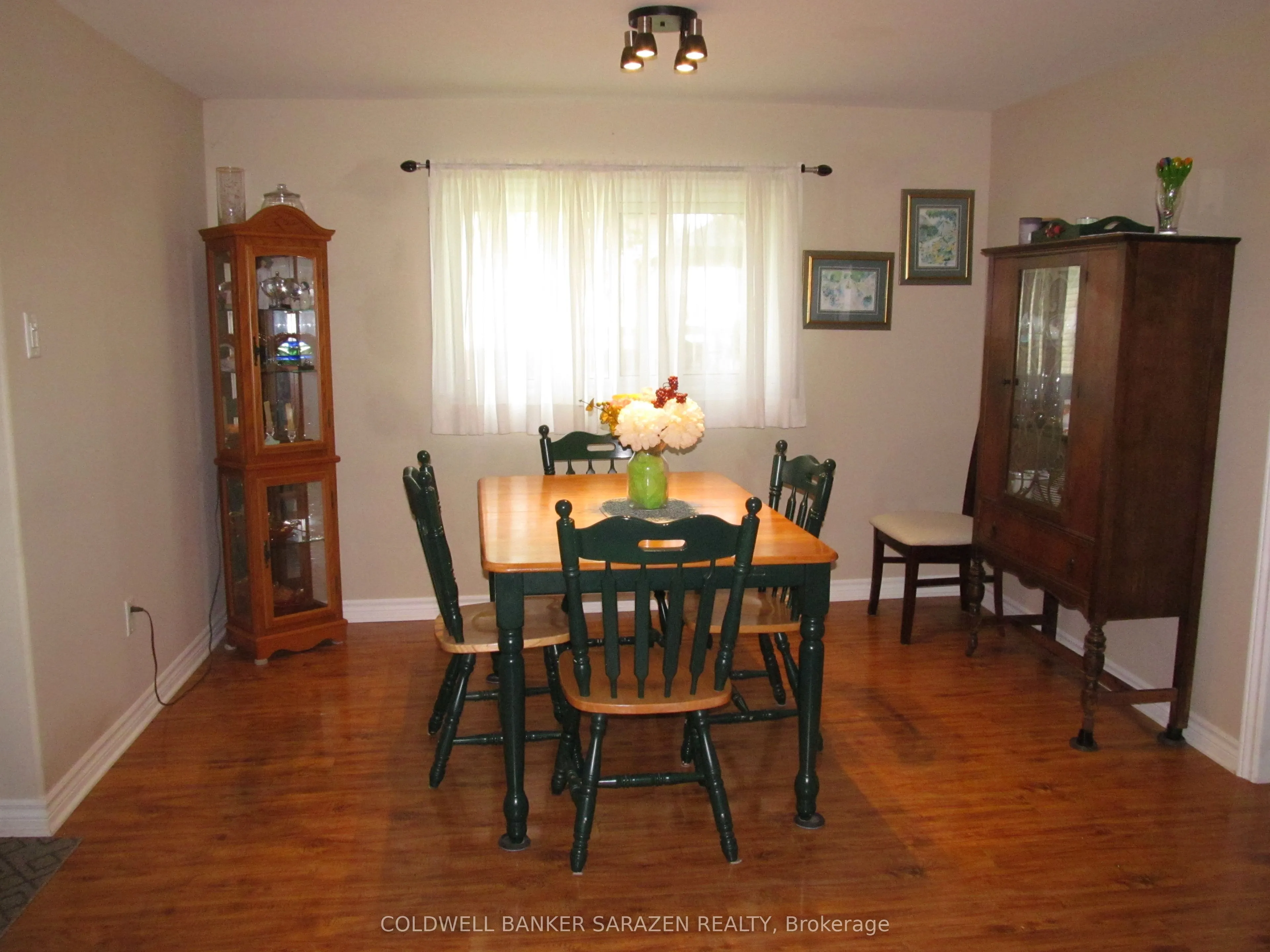 31 Lakefront Lane