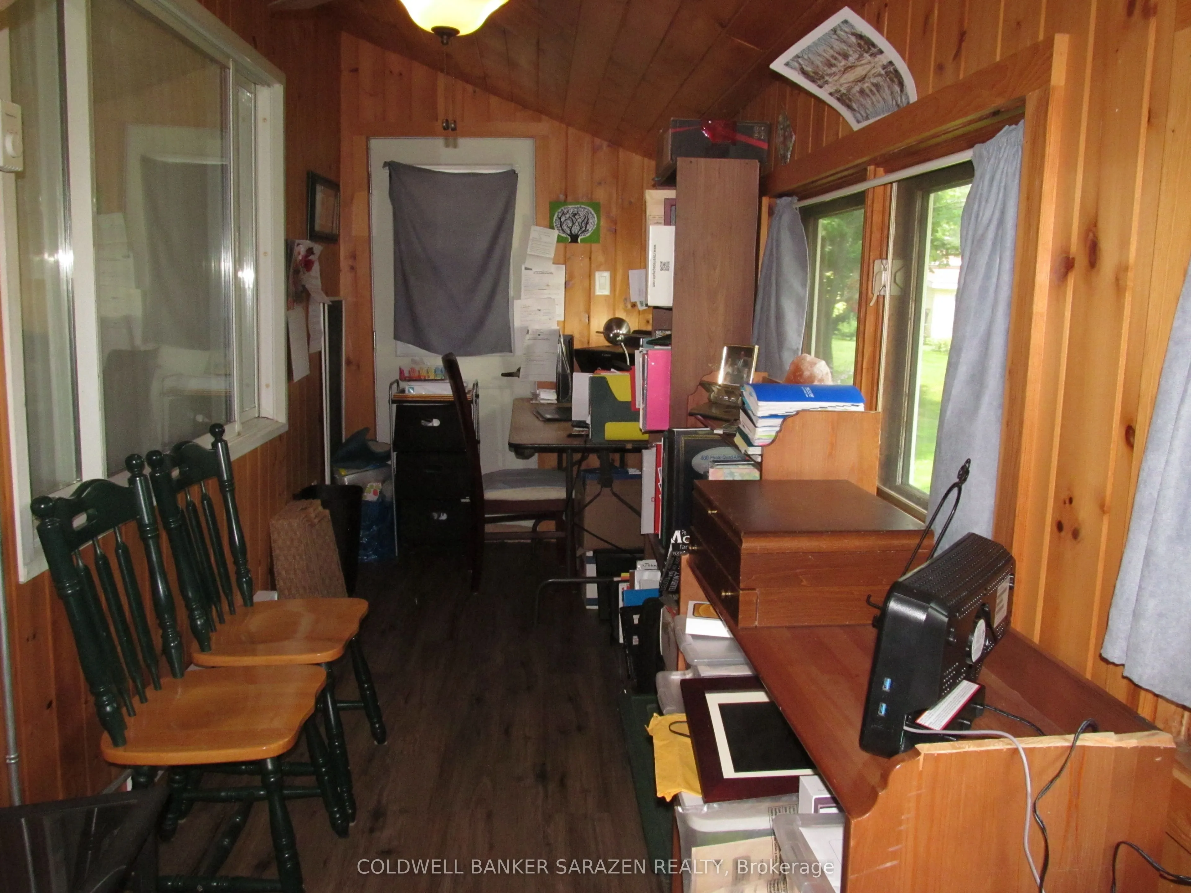 31 Lakefront Lane