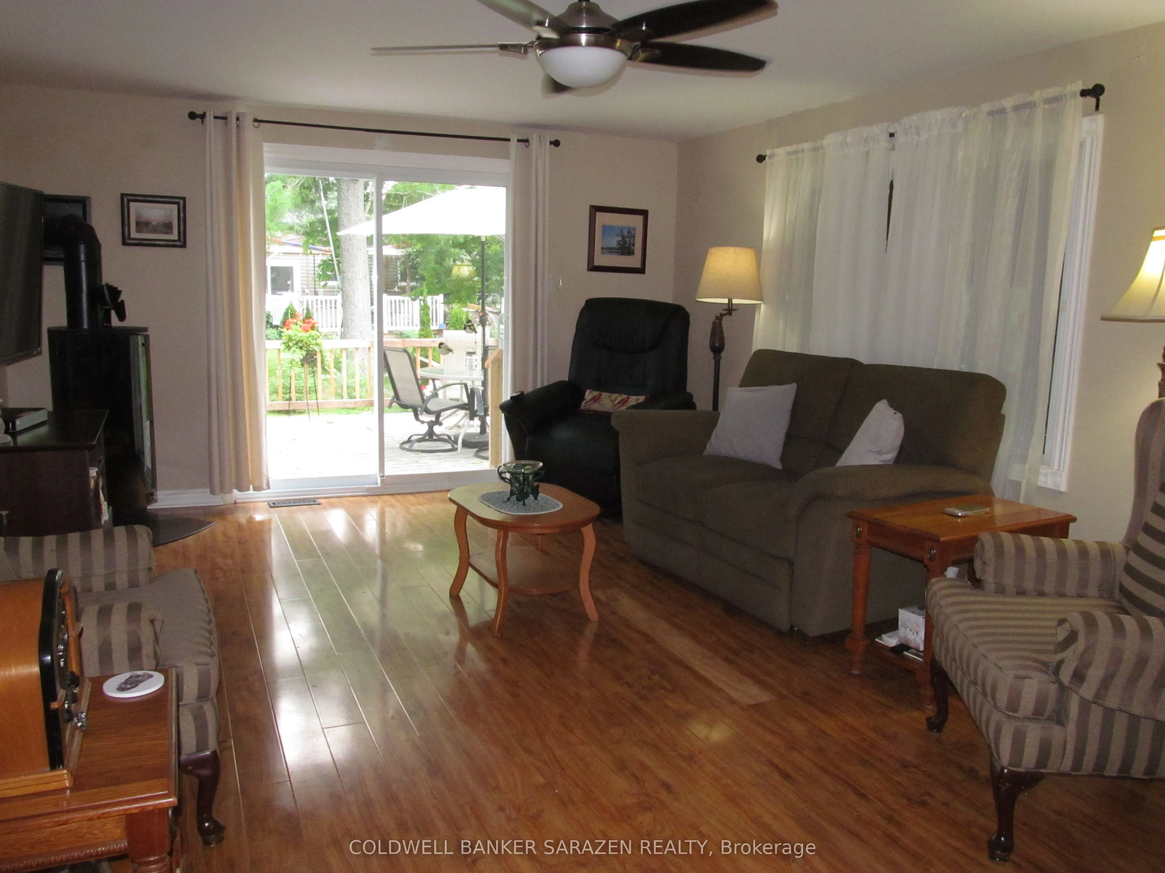 31 Lakefront Lane