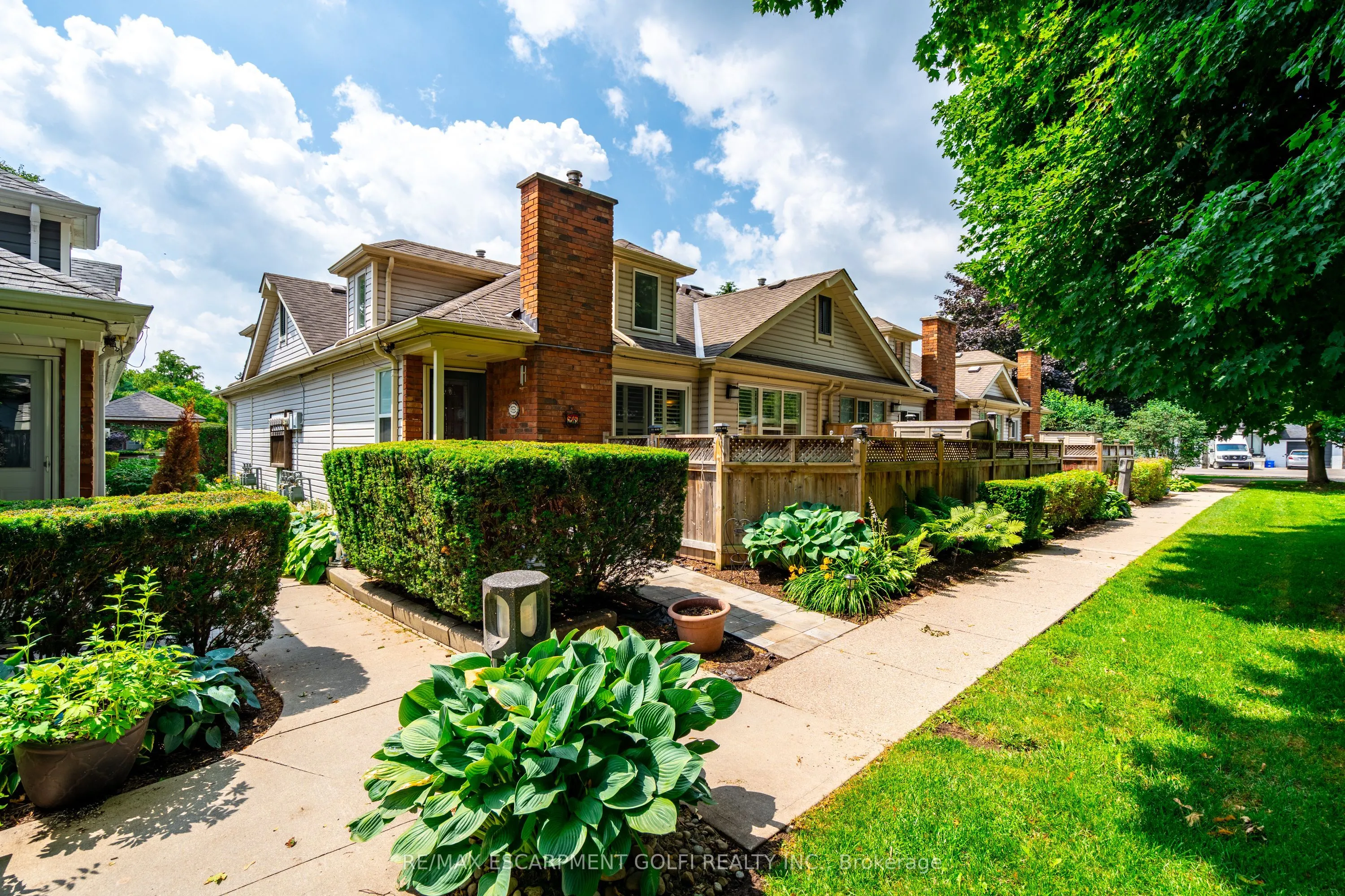 175 Fiddlers Green Road, #26