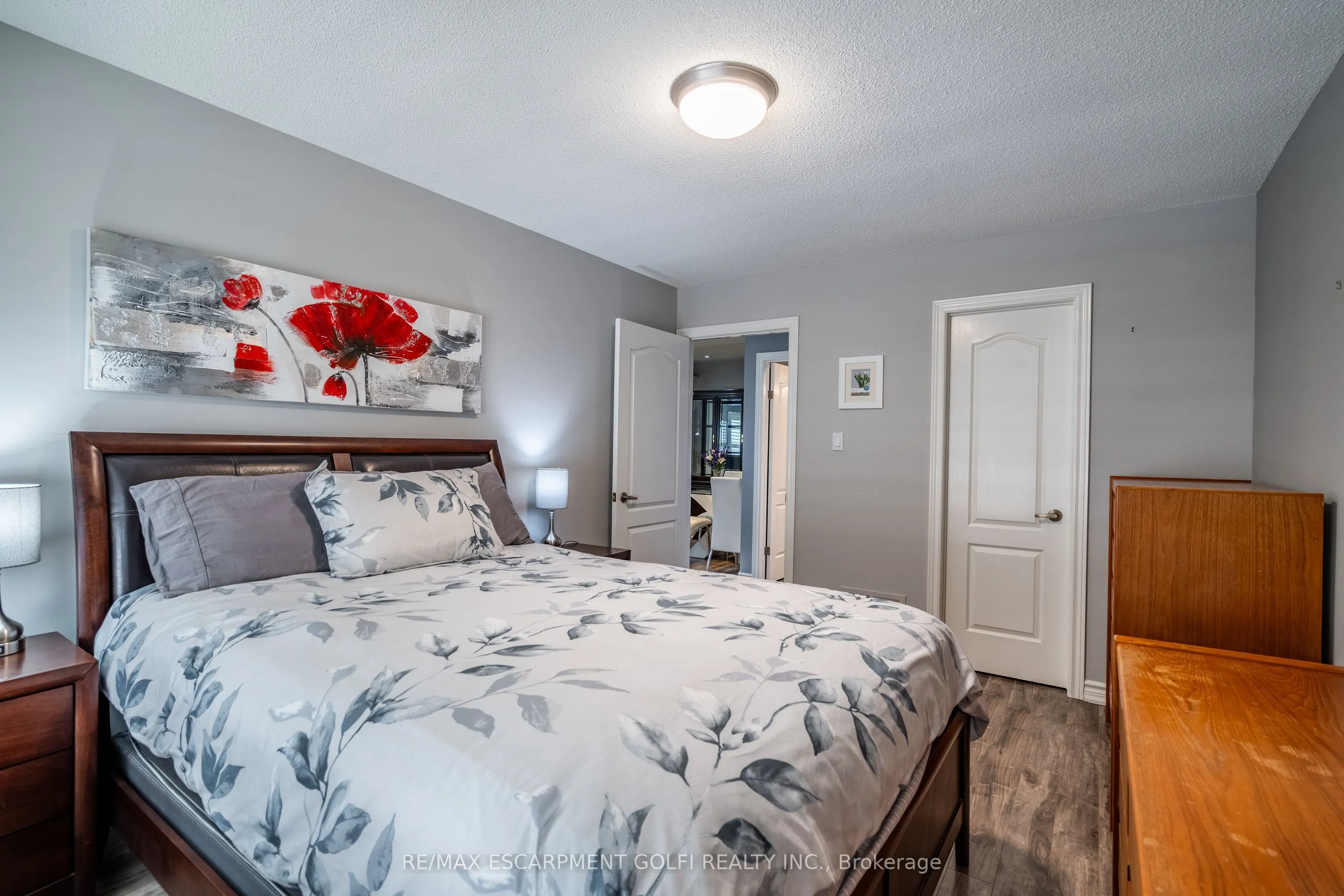 175 Fiddlers Green Road, #26