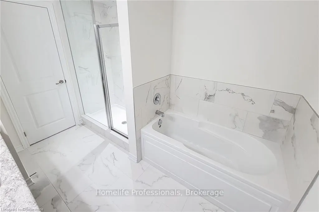 305 Garner Road W, #66