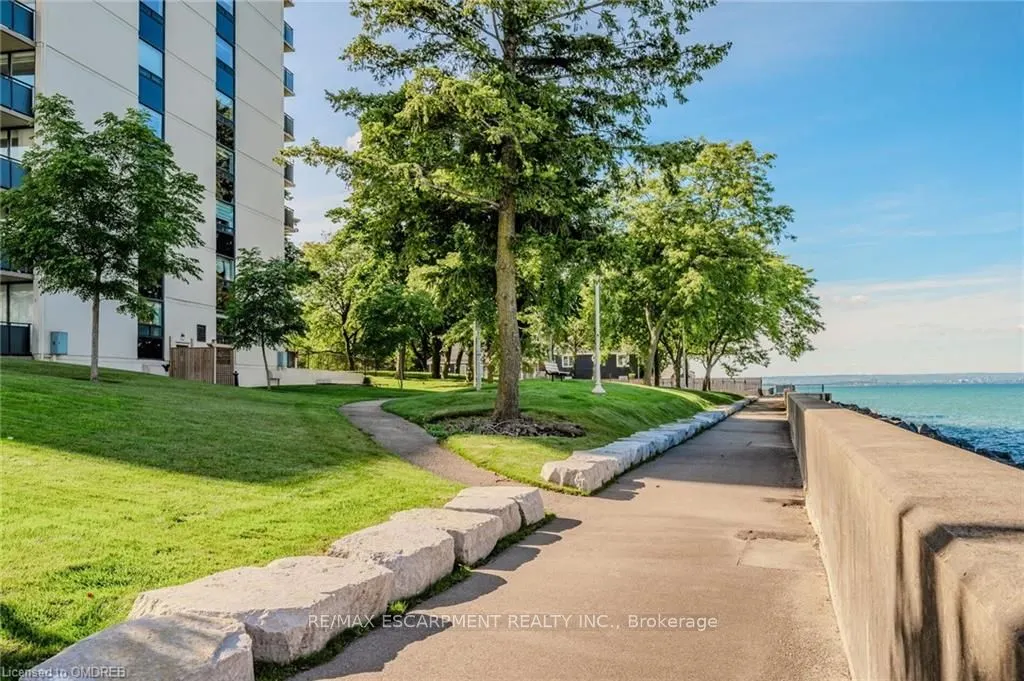 500 Green Road