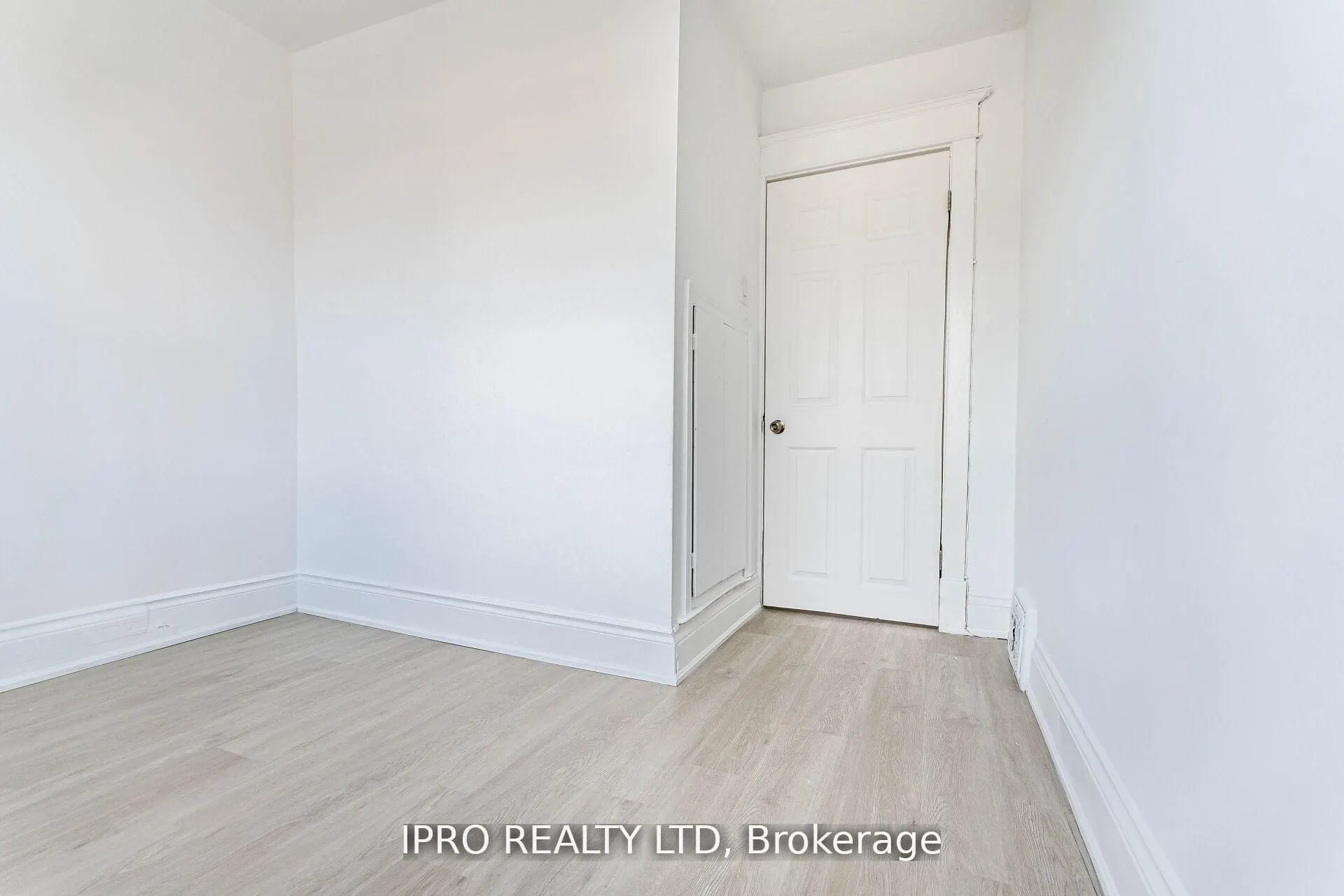 35 Chestnut Avenue