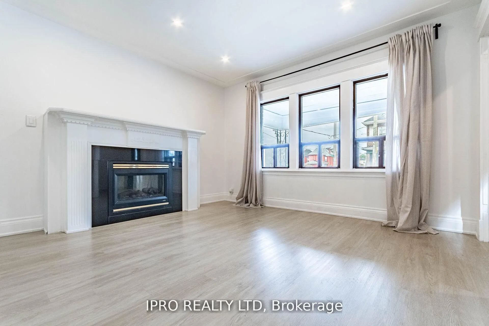 35 Chestnut Avenue