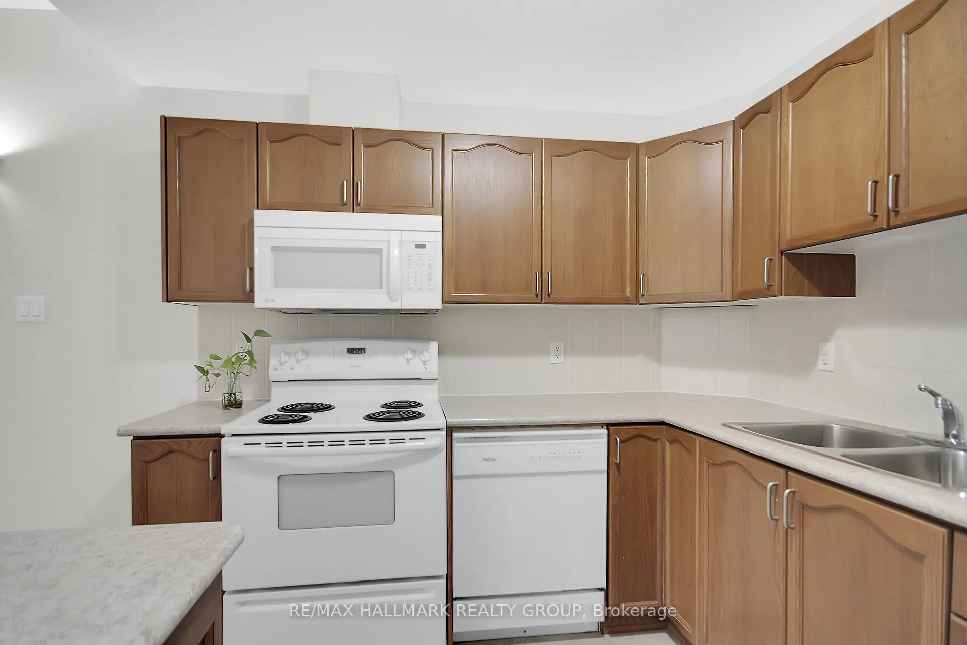251 Crestway Drive, #B
