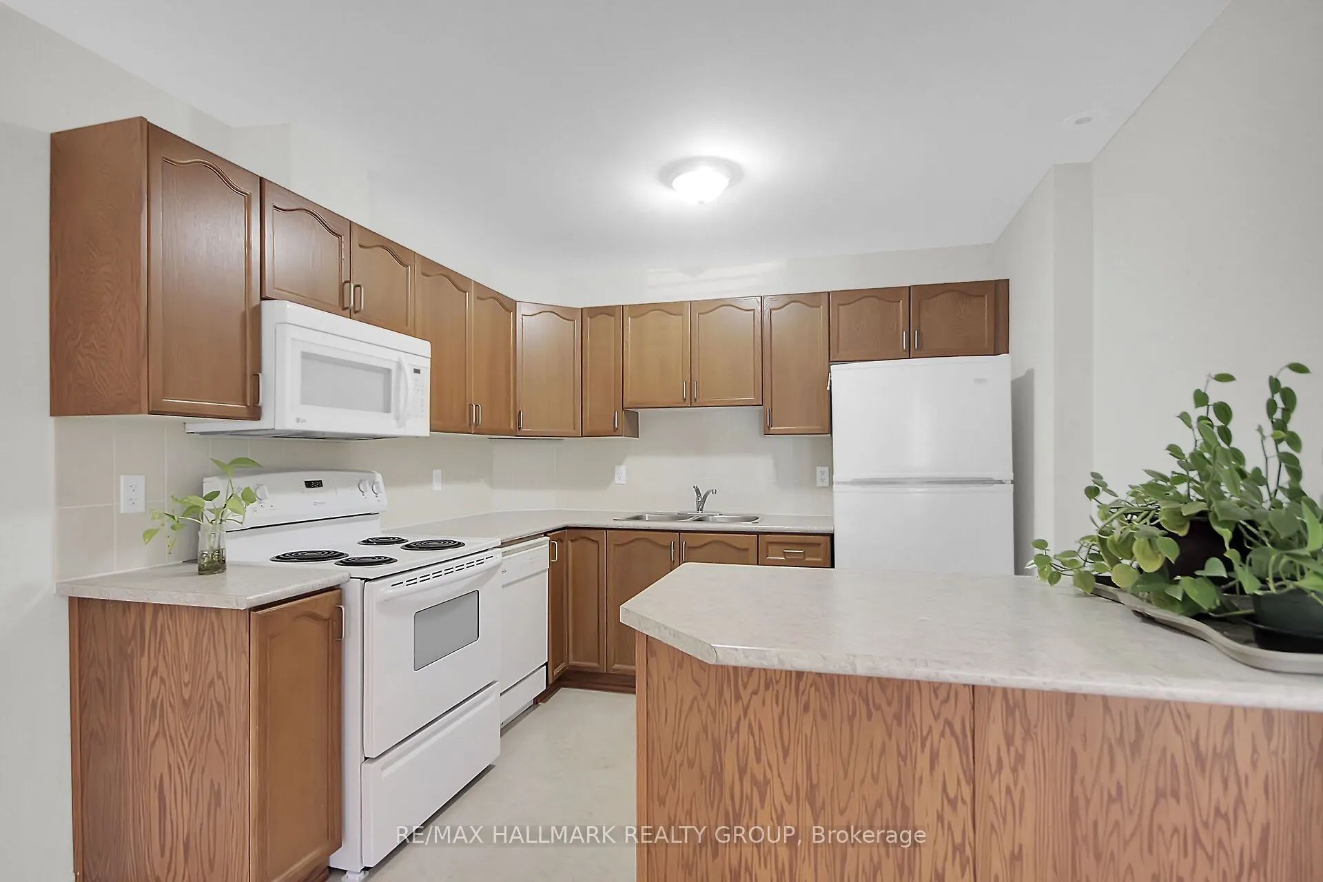 251 Crestway Drive, #B