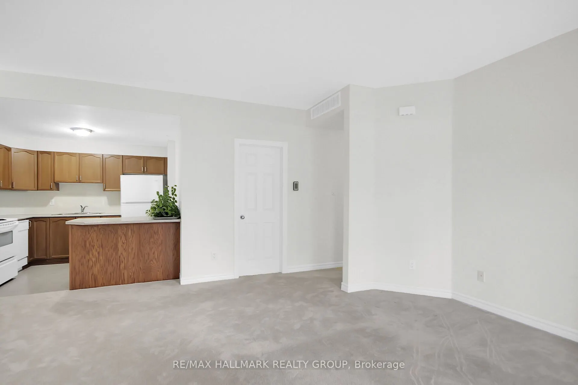 251 Crestway Drive, #B