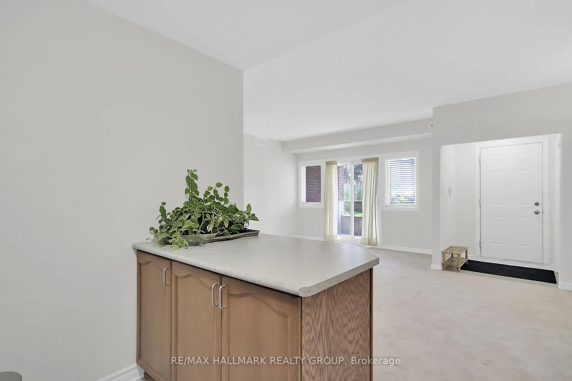 251 Crestway Drive, #B