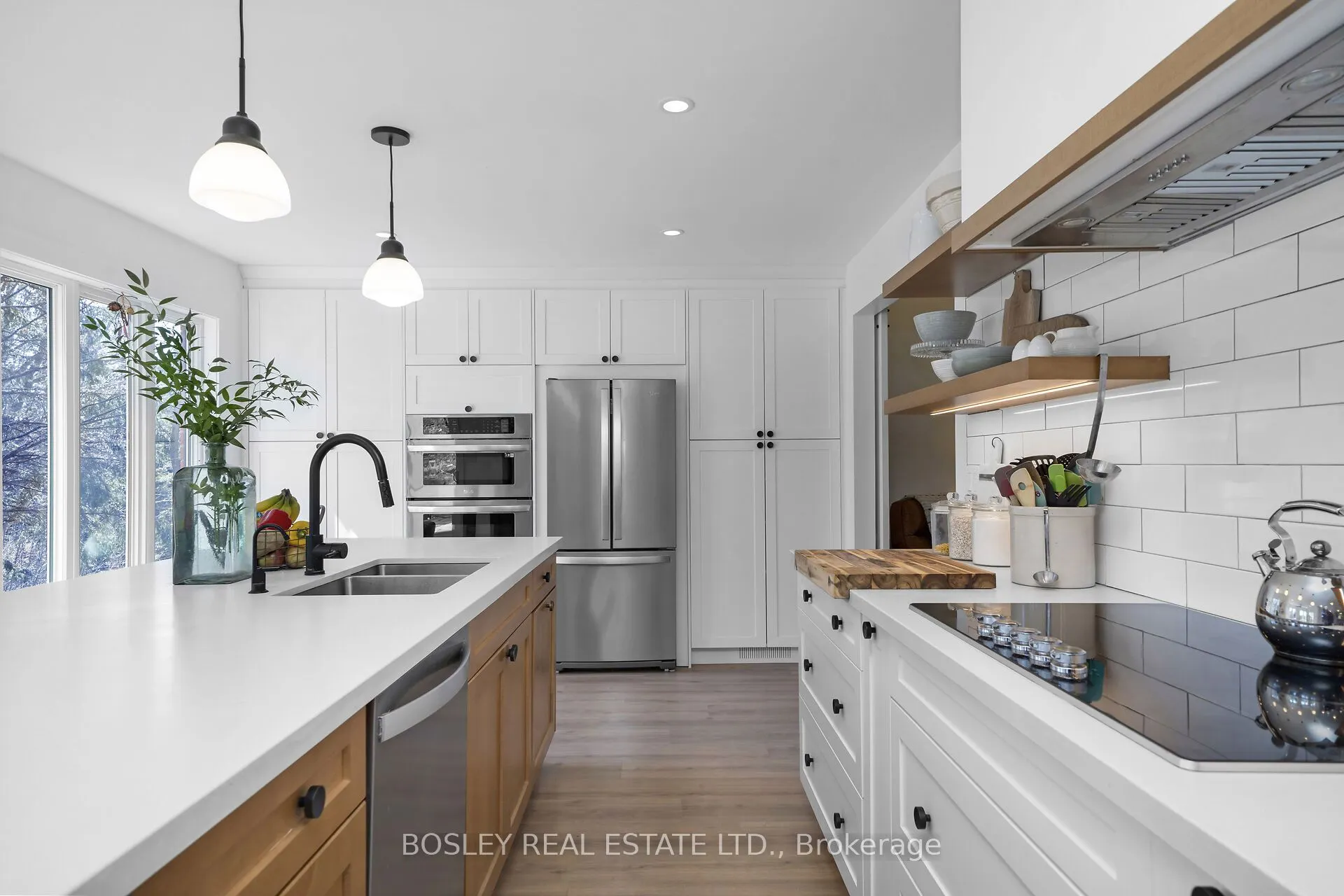 16 Bayberry Road