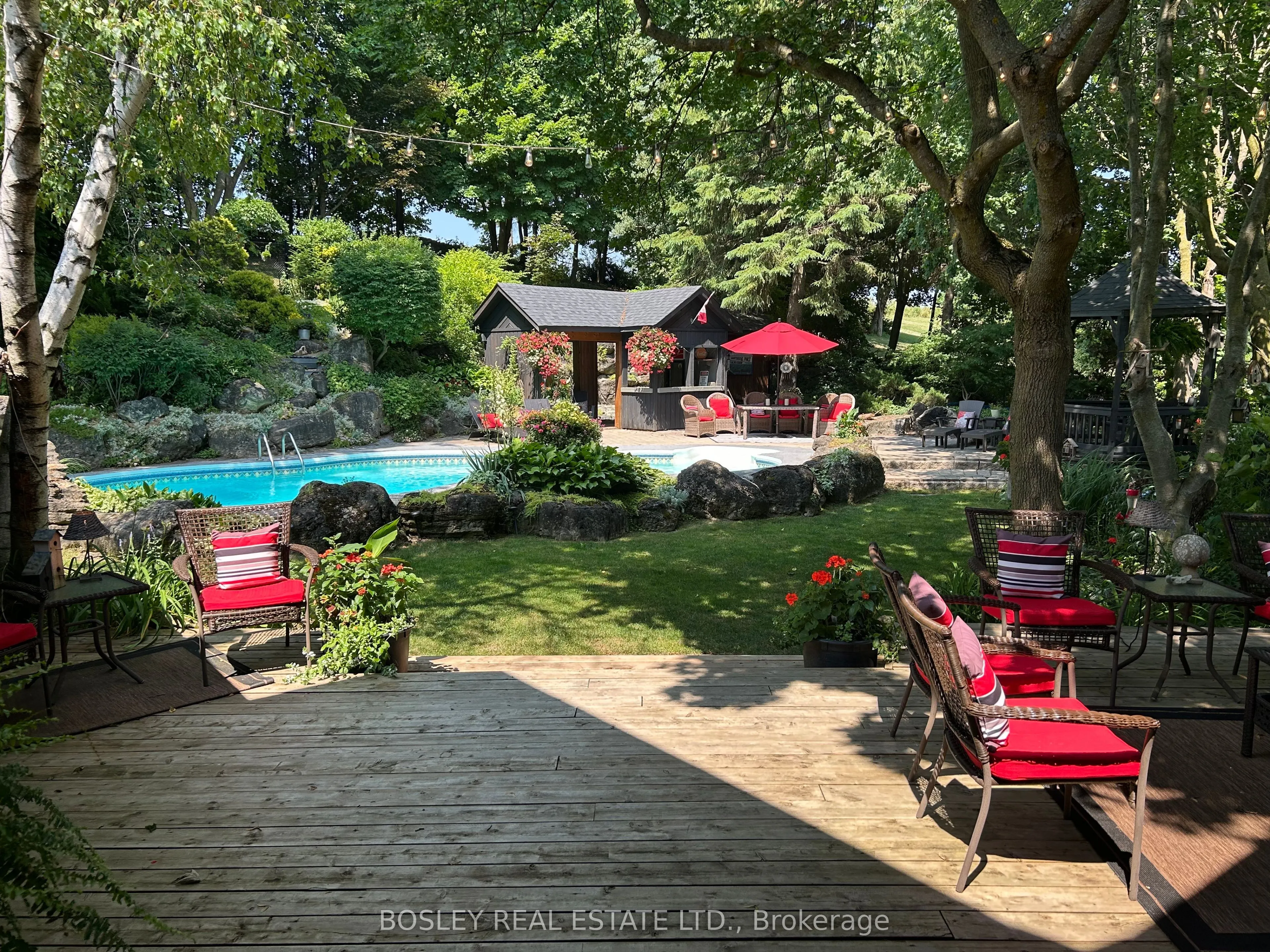 16 Bayberry Road