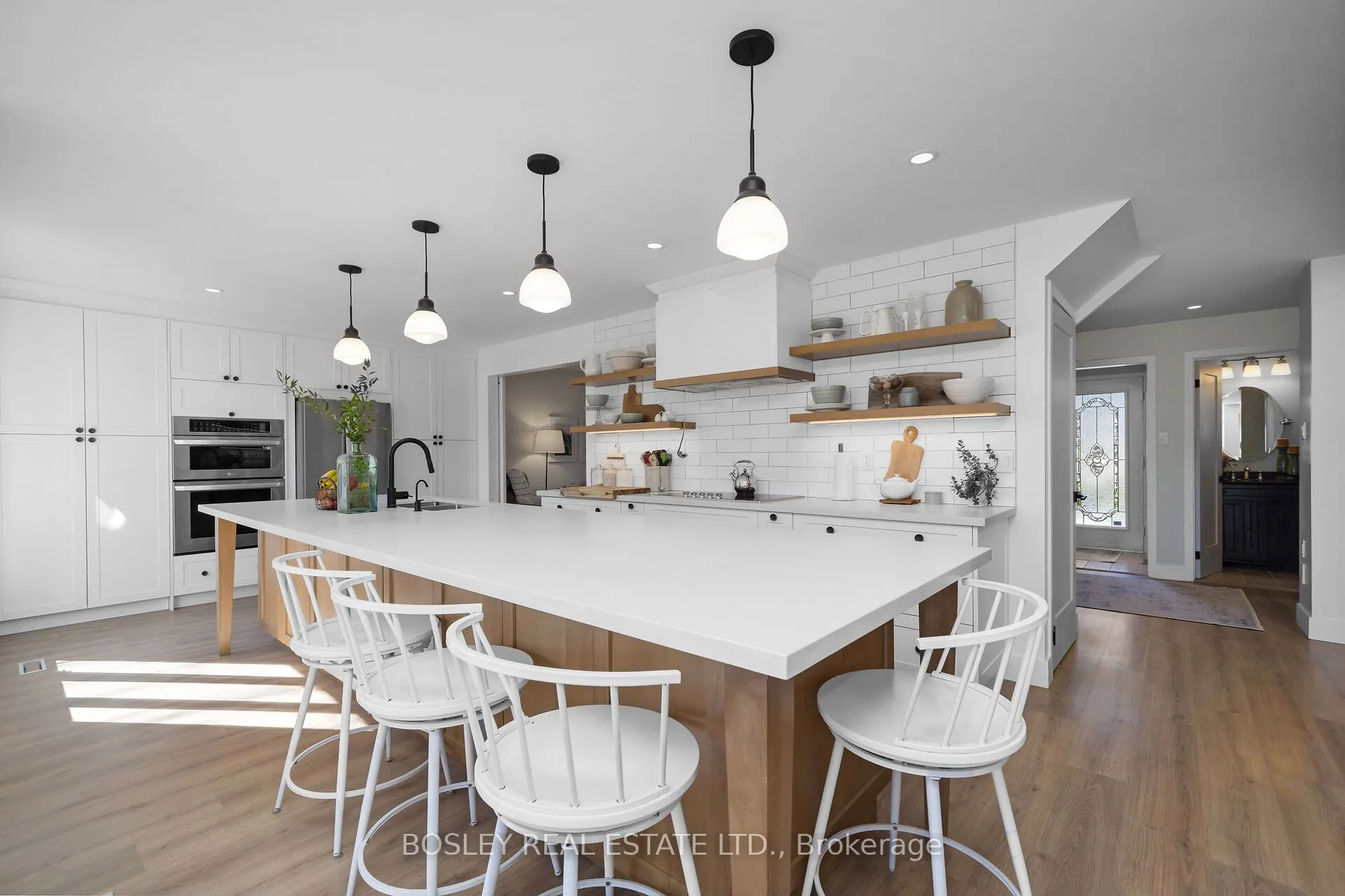 16 Bayberry Road
