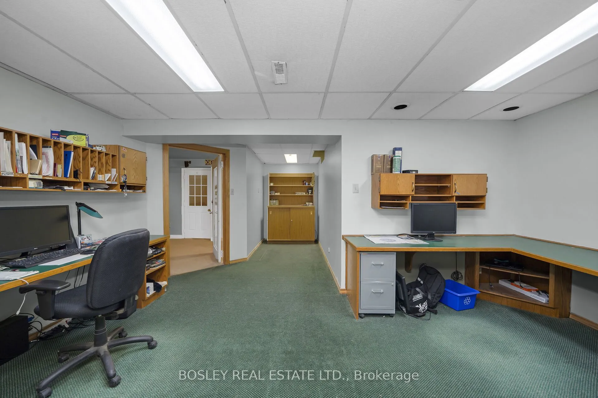 16 Bayberry Road
